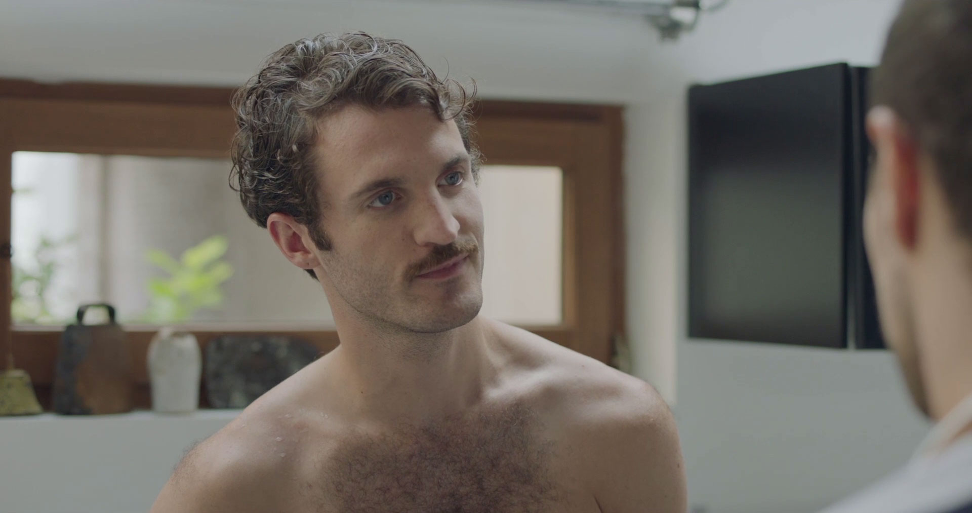 actor Pierre Emö large photo