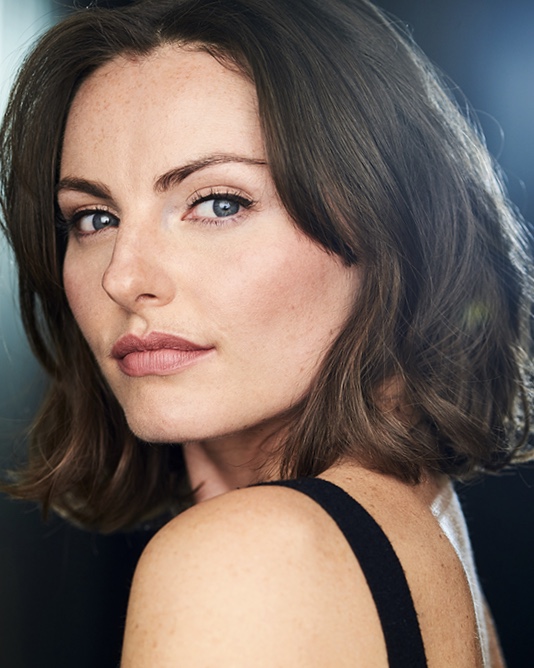 actor Nicole Widtfeldt large photo