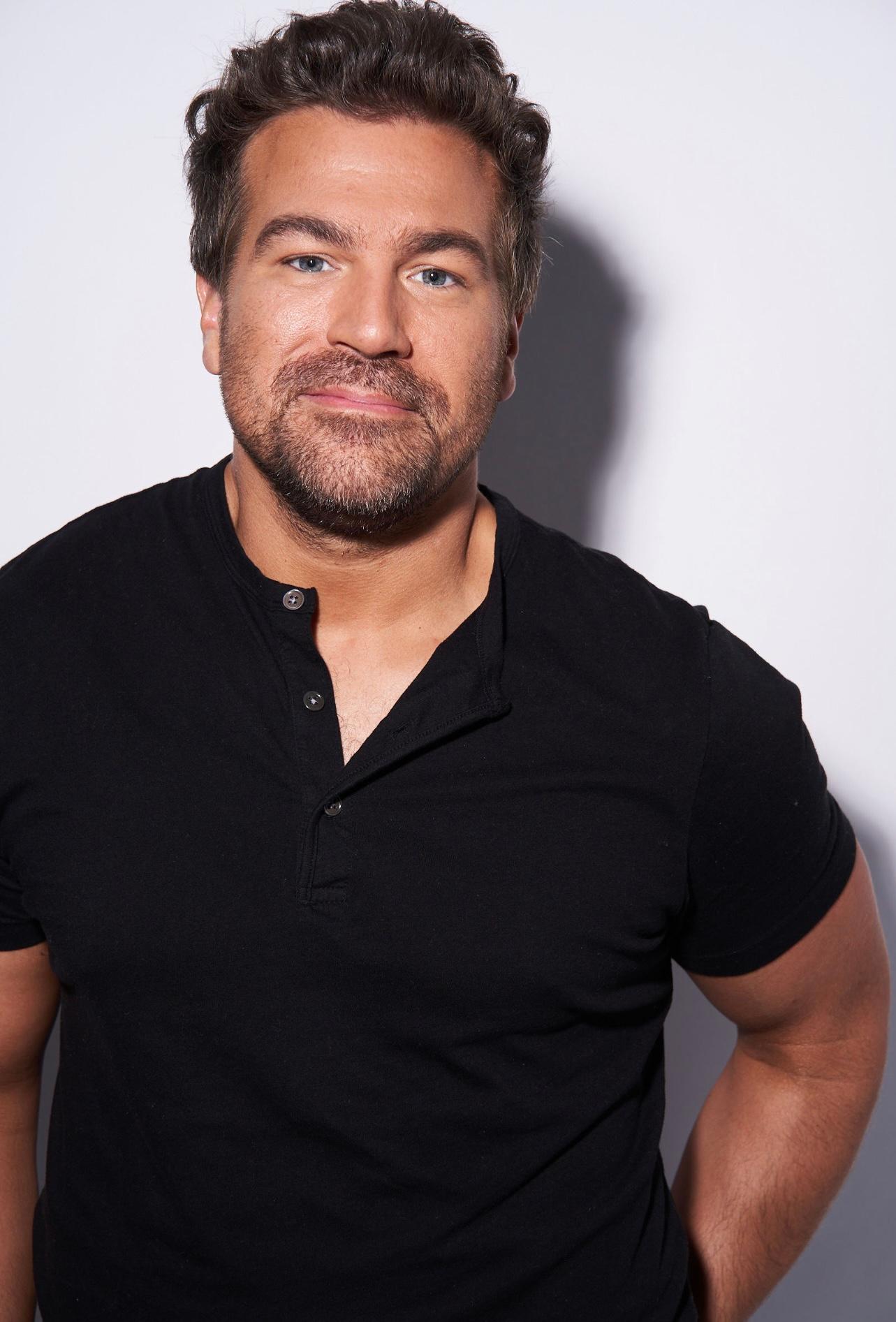 actor Burt Rutherford large photo