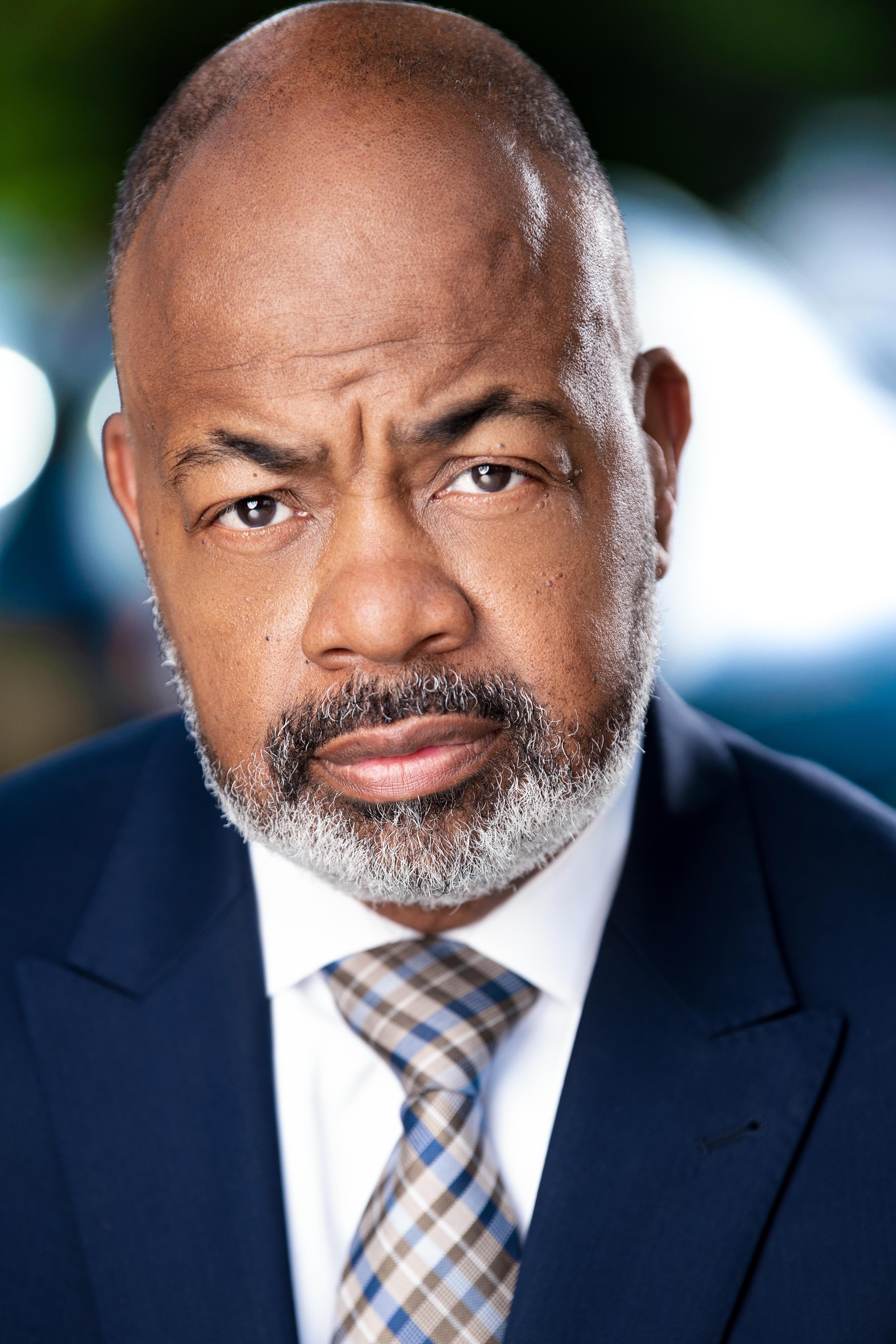 actor Eric Lee large photo