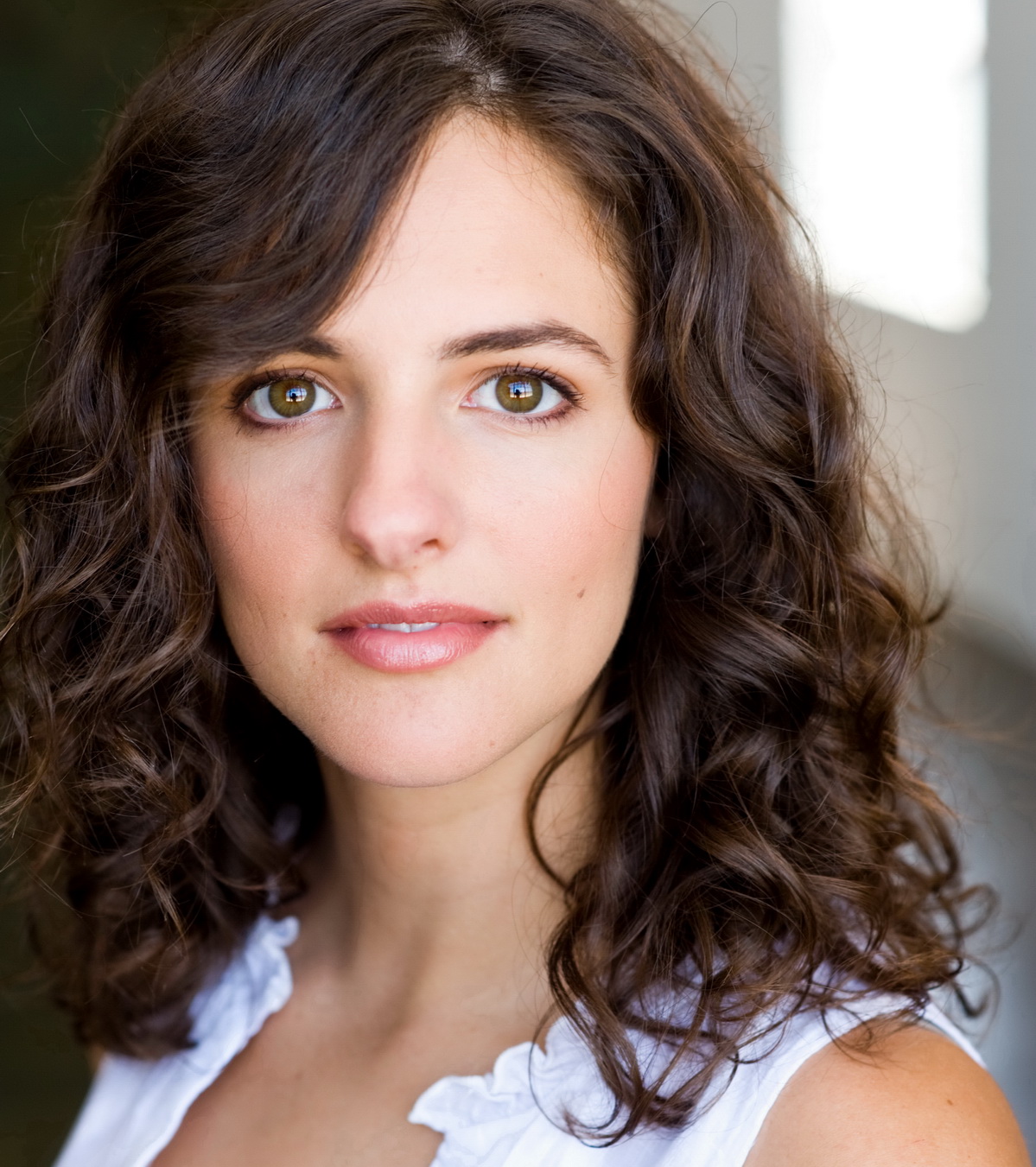 actor Madeline Walter large photo