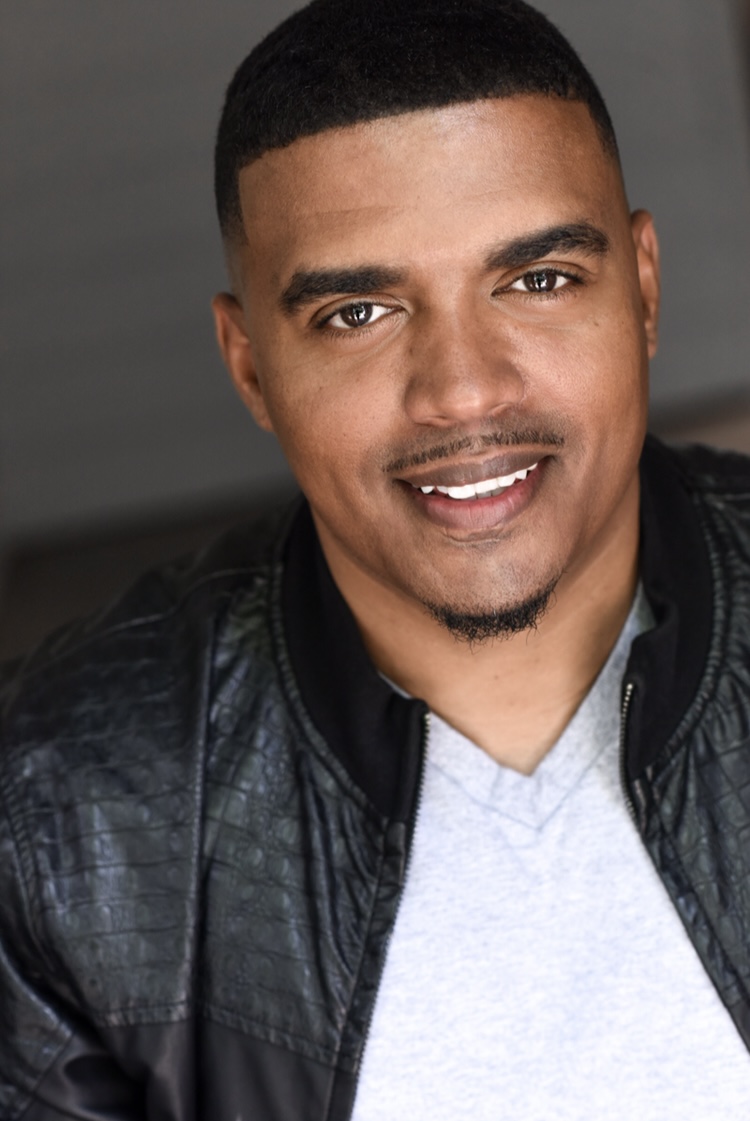 actor Twon Cruz large photo