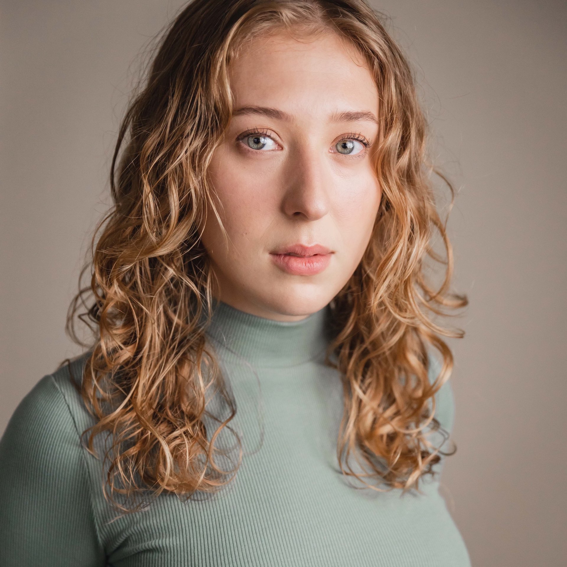 actor Blair Nesbitt large photo