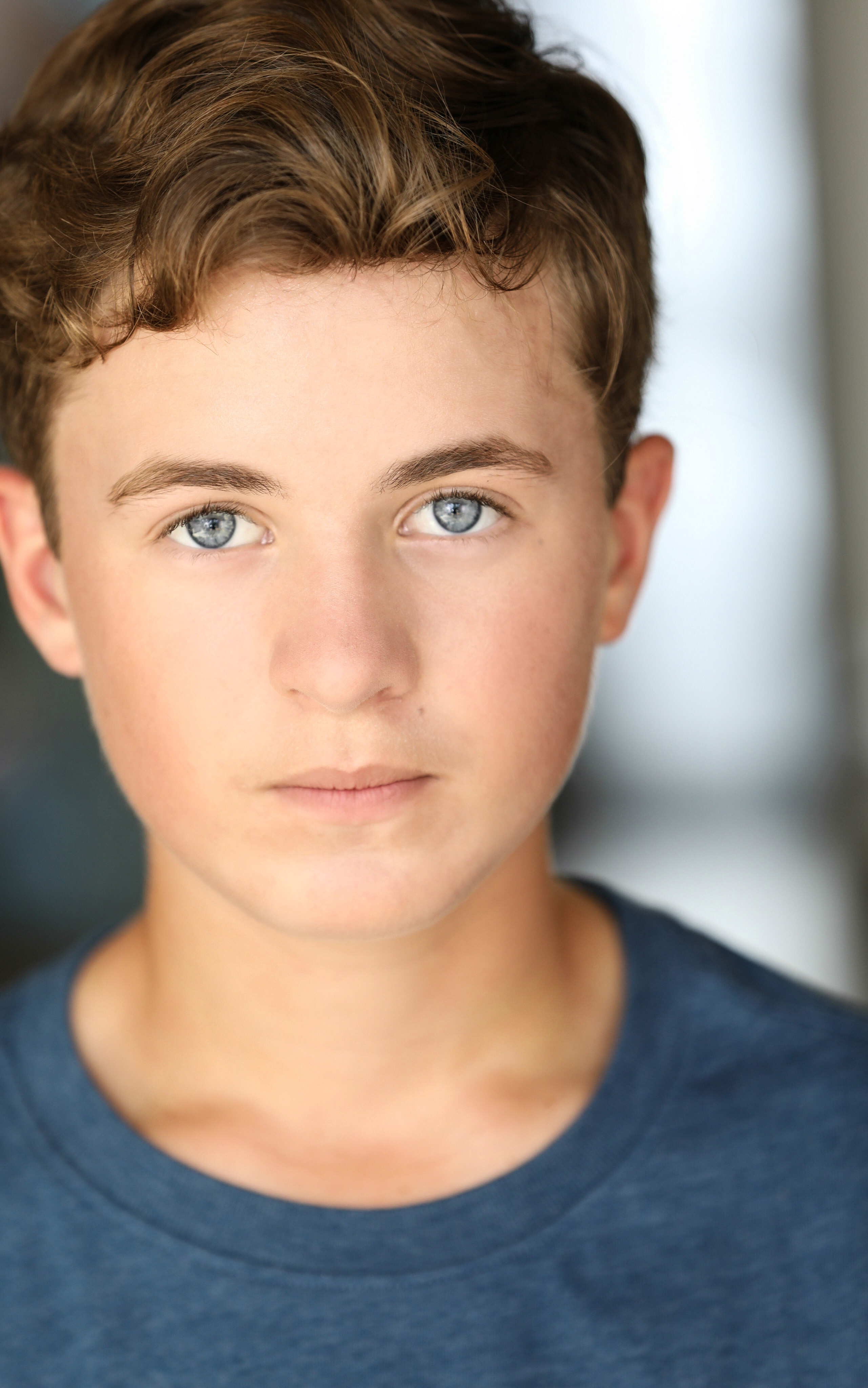 actor Sean Leo large photo