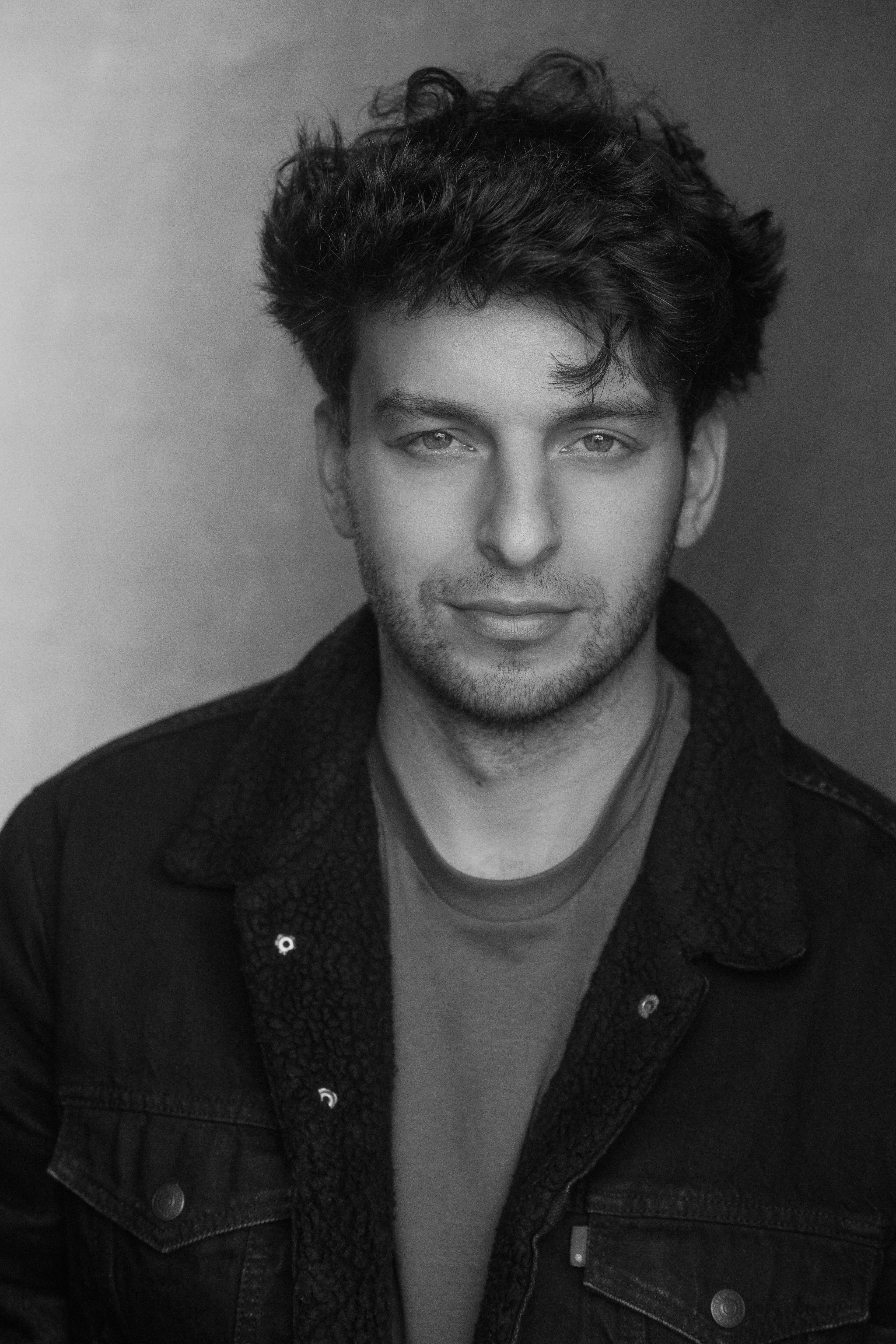 actor Elvinas Juodkazis large photo