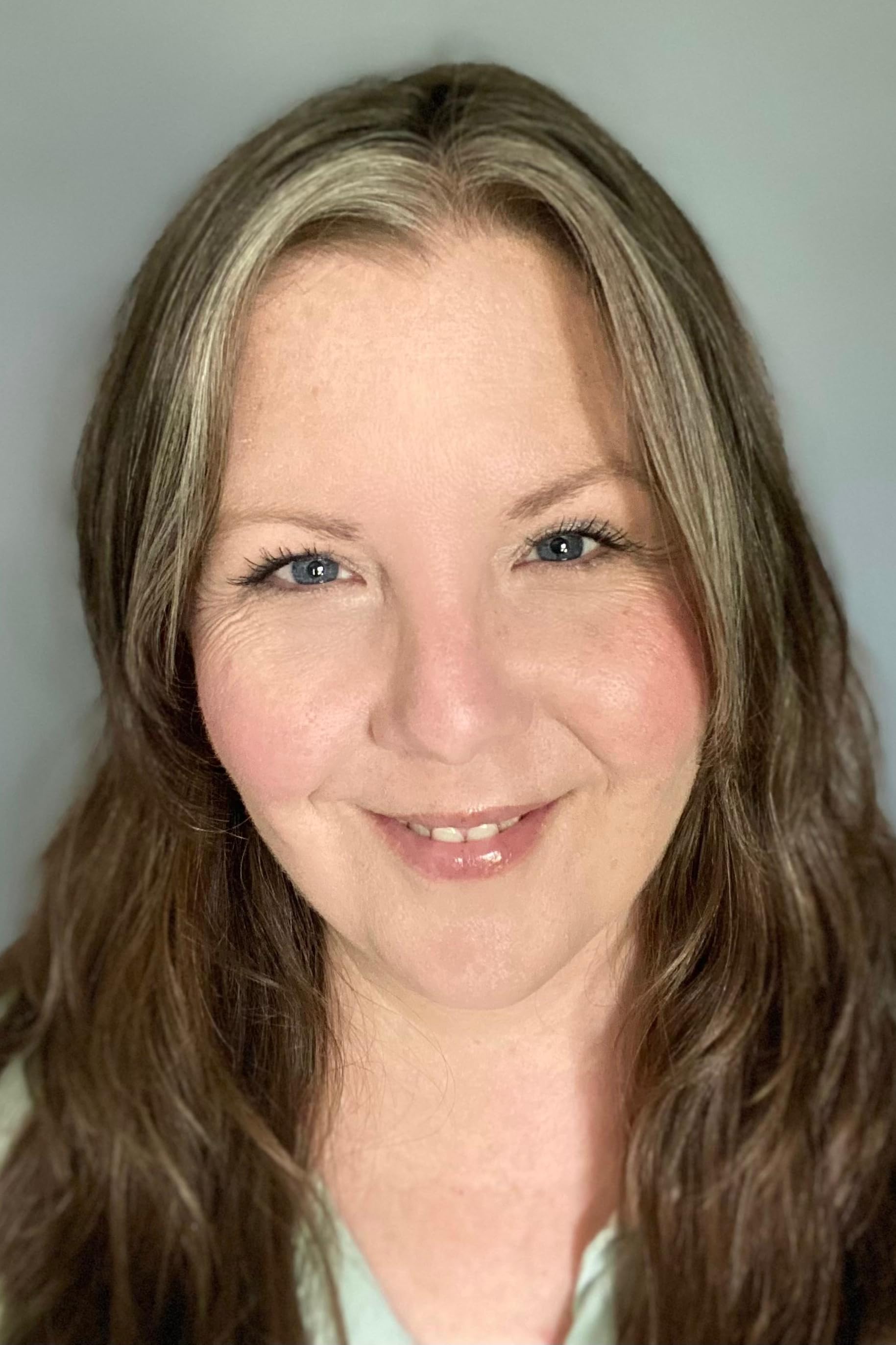 actor Emily Muse large photo