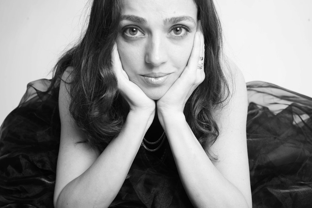 actor Claudia Palmira large photo