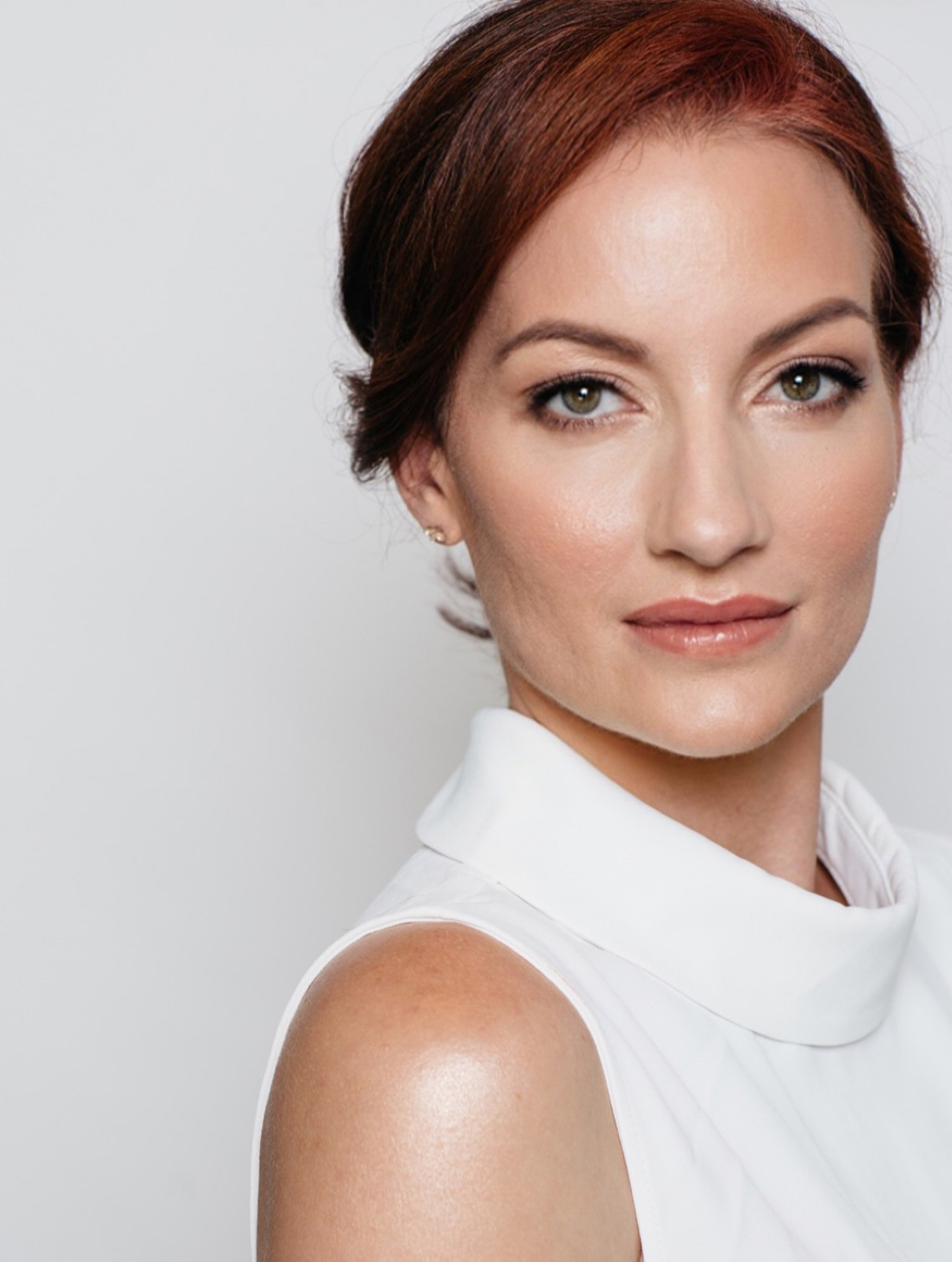 actor Alice L. Walker large photo