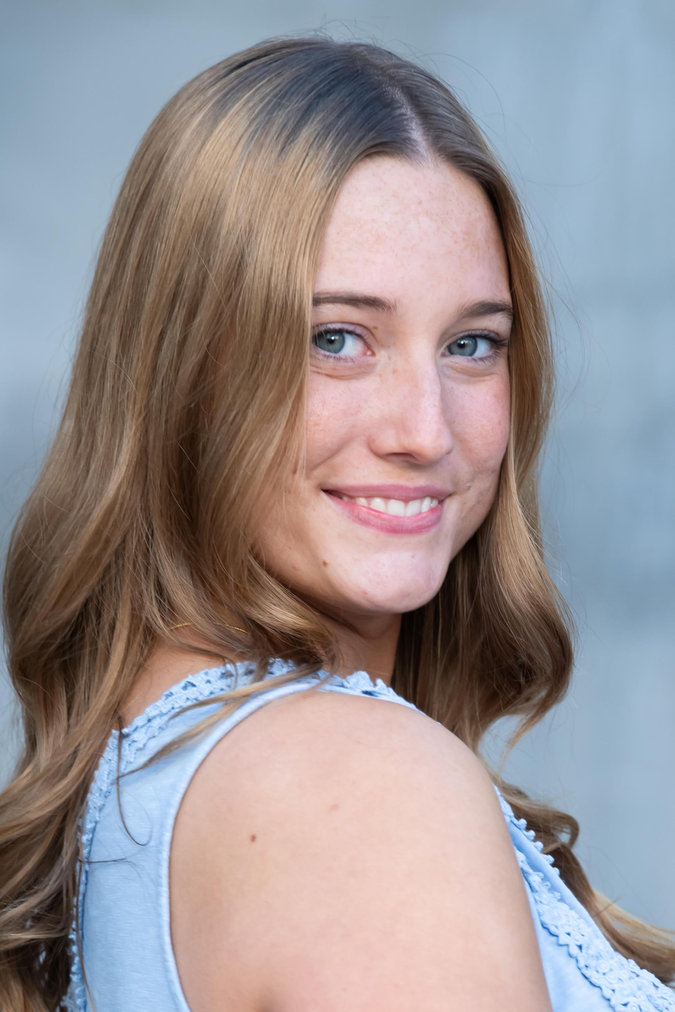 actor Meghan Atherton large photo