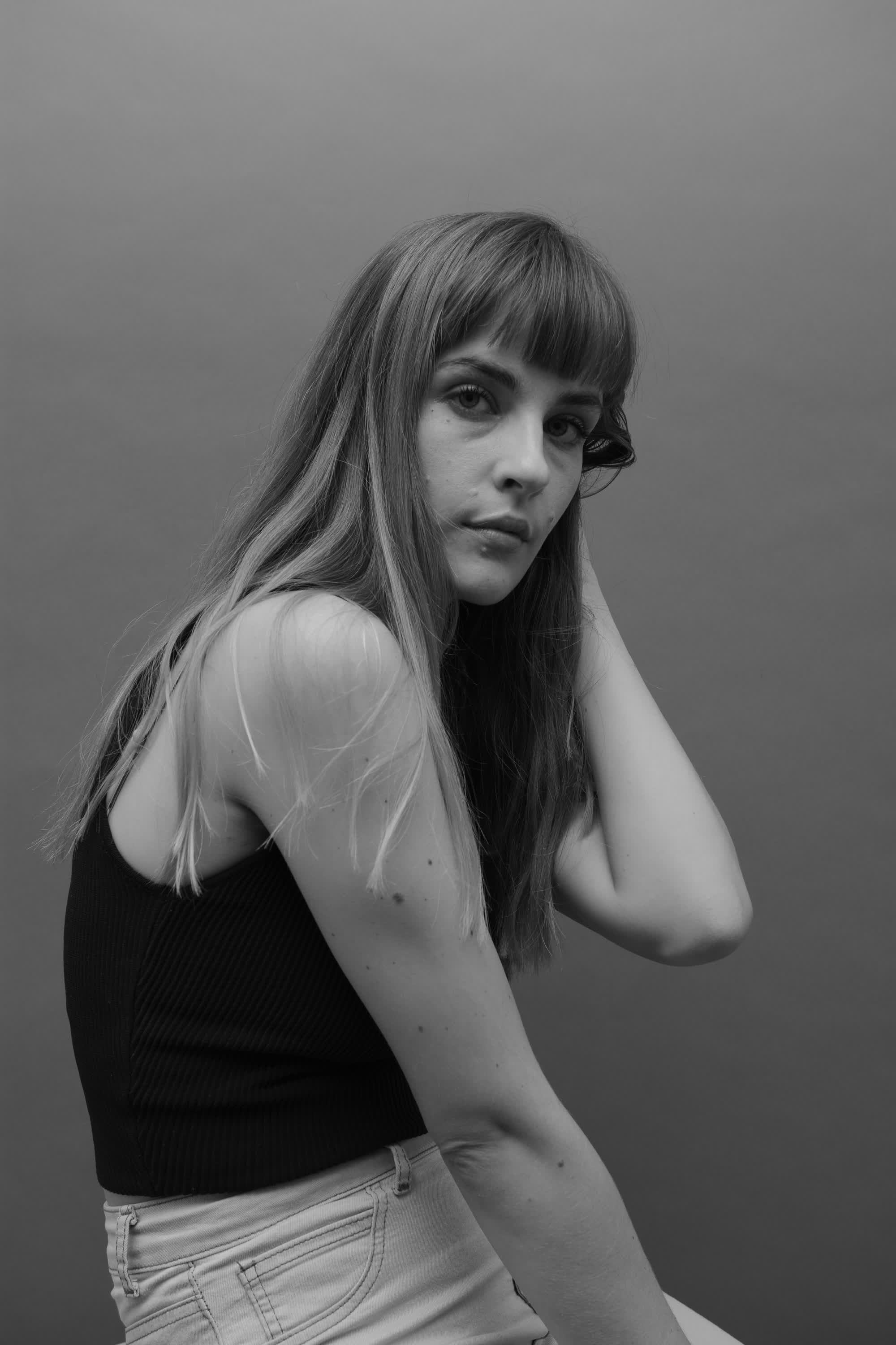 actor Liza Van Deventer large photo