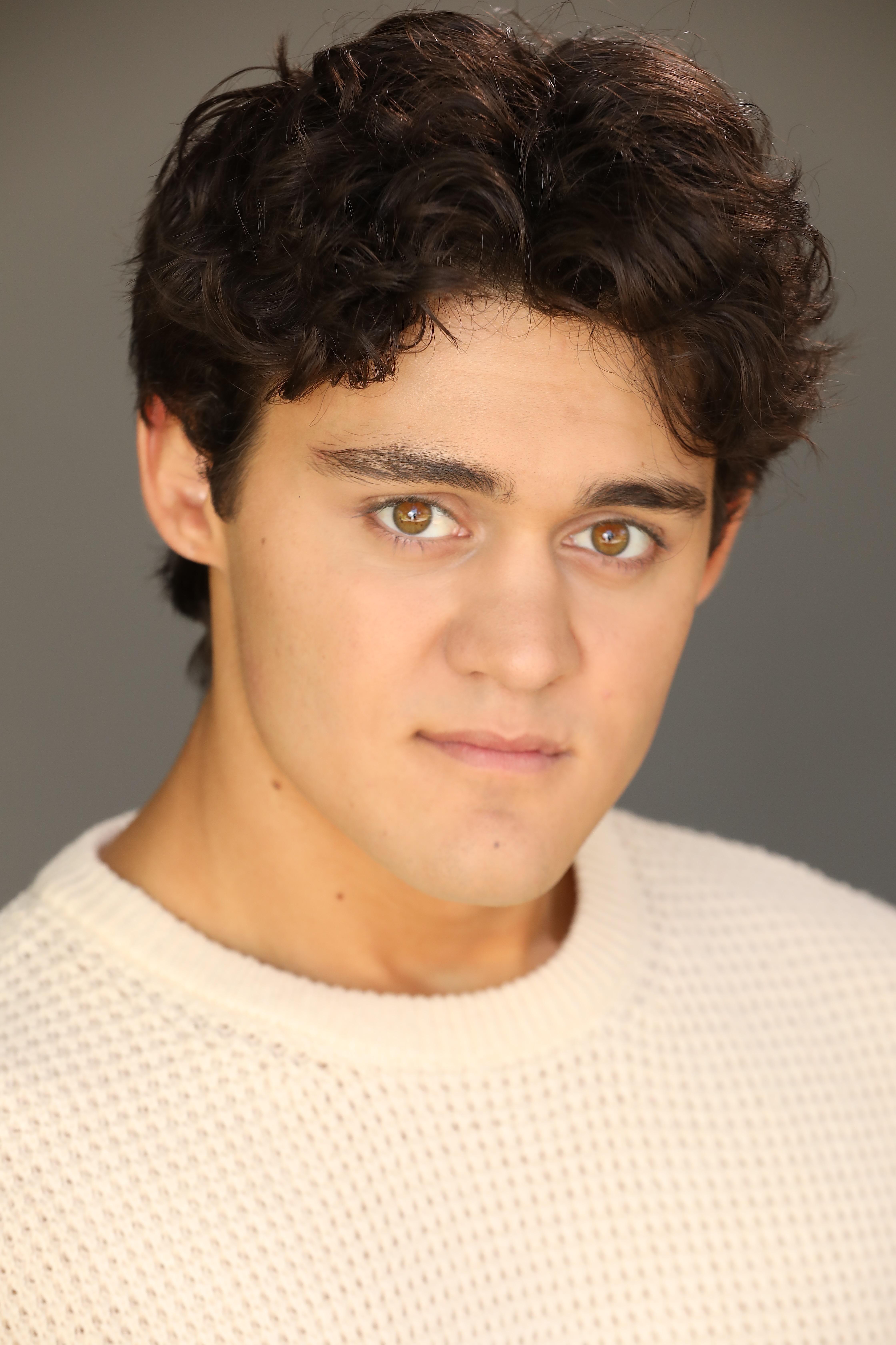 Layton Khan