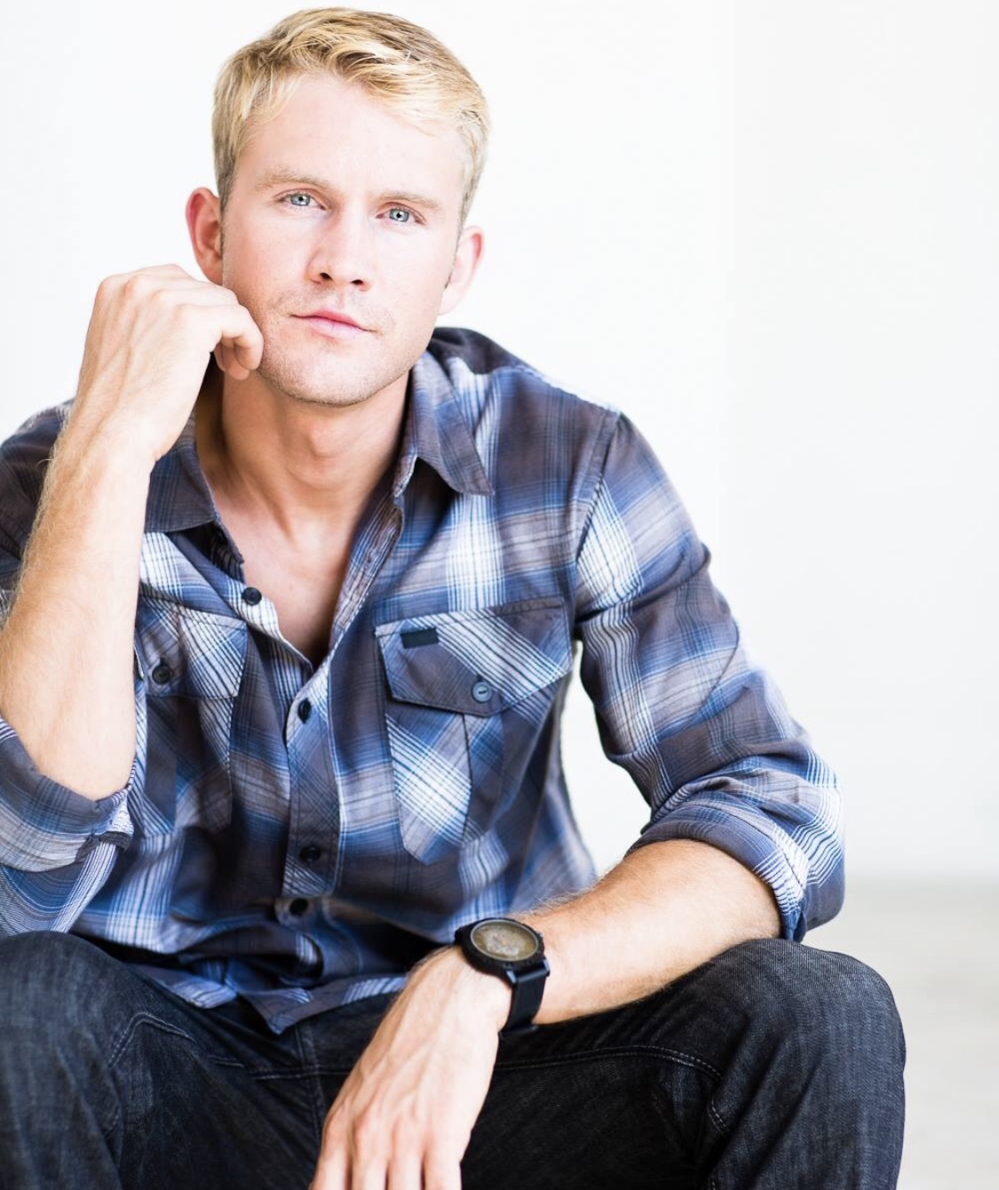 actor Trevor Williams large photo