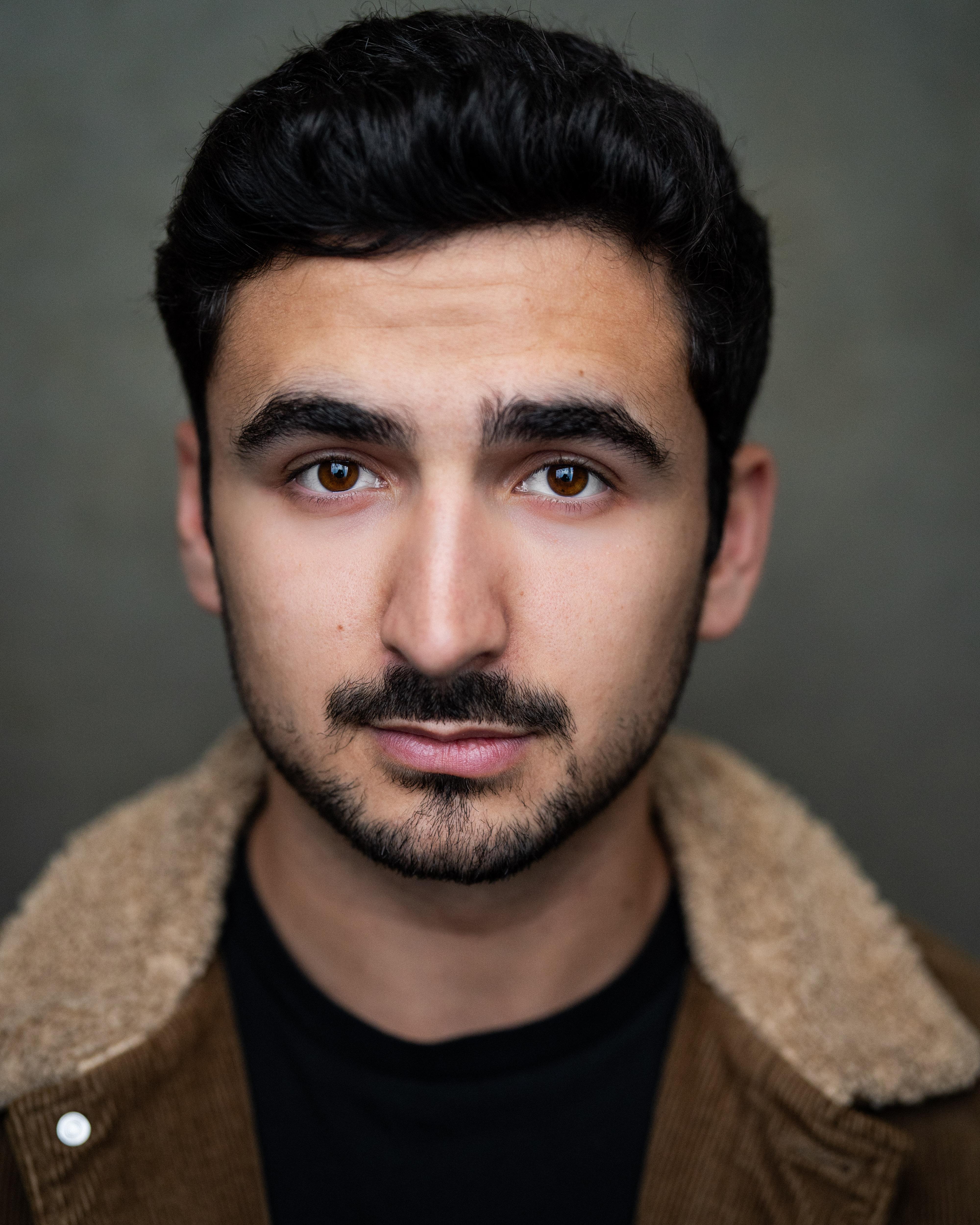 actor Michael MacLeod large photo