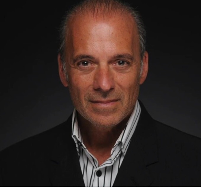 actor Gary Craig large photo