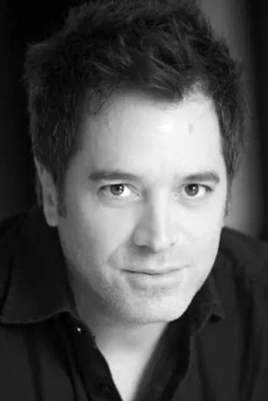 actor Nico Gagnon large photo