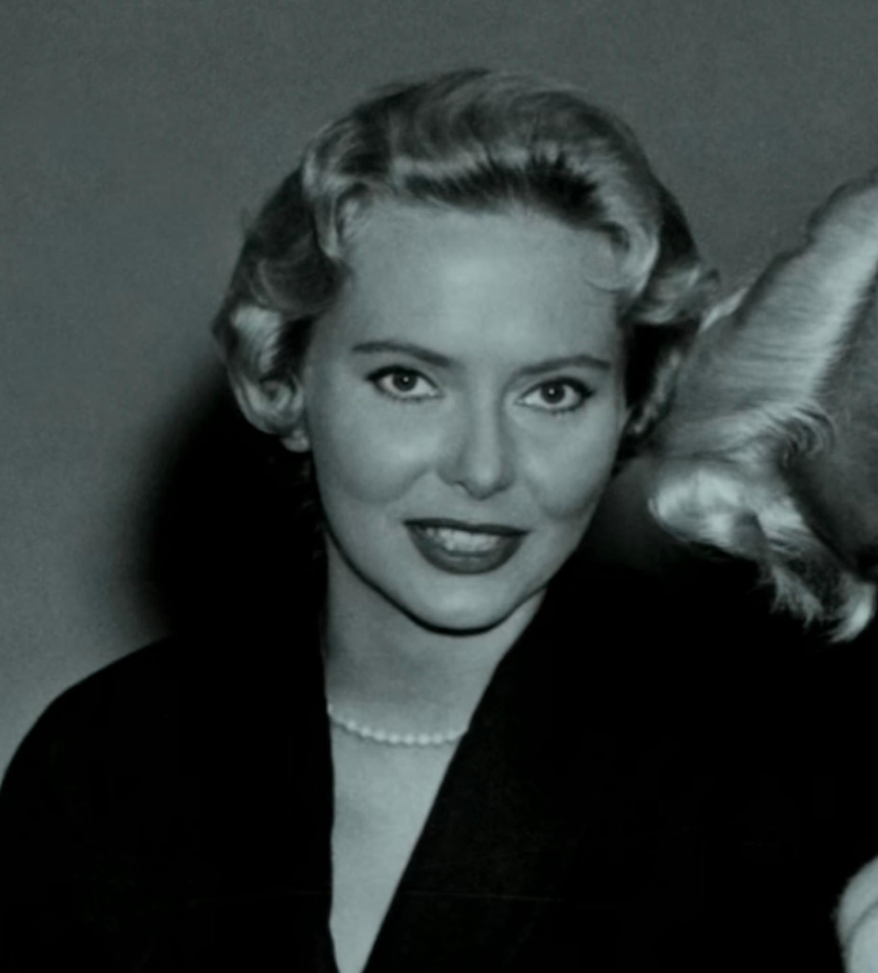 actor Joyce Davidson large photo