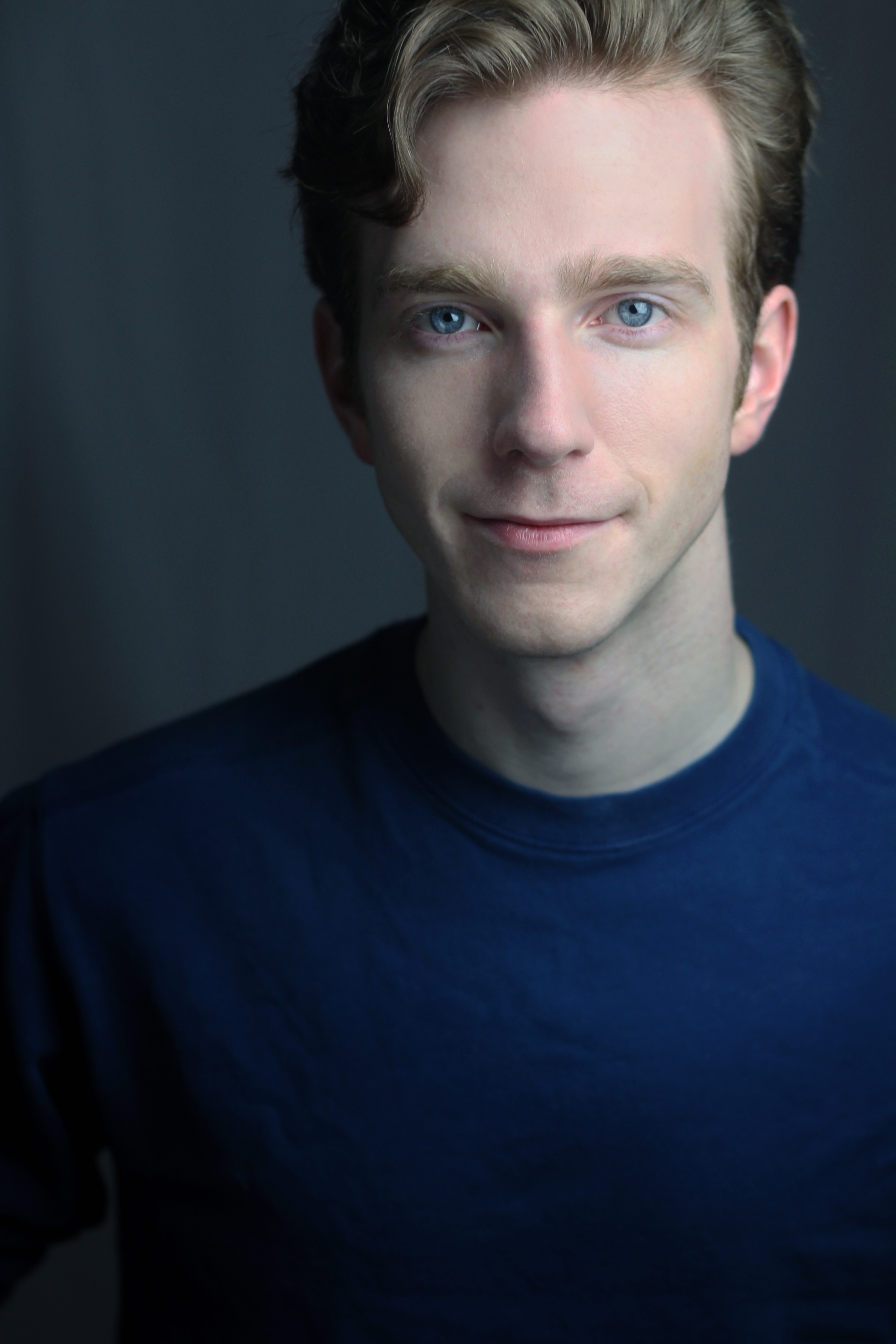 actor Alex Dunn large photo