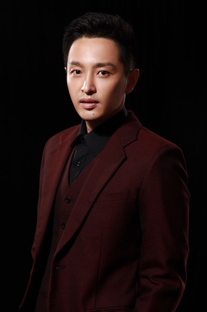 Zhuolin Li