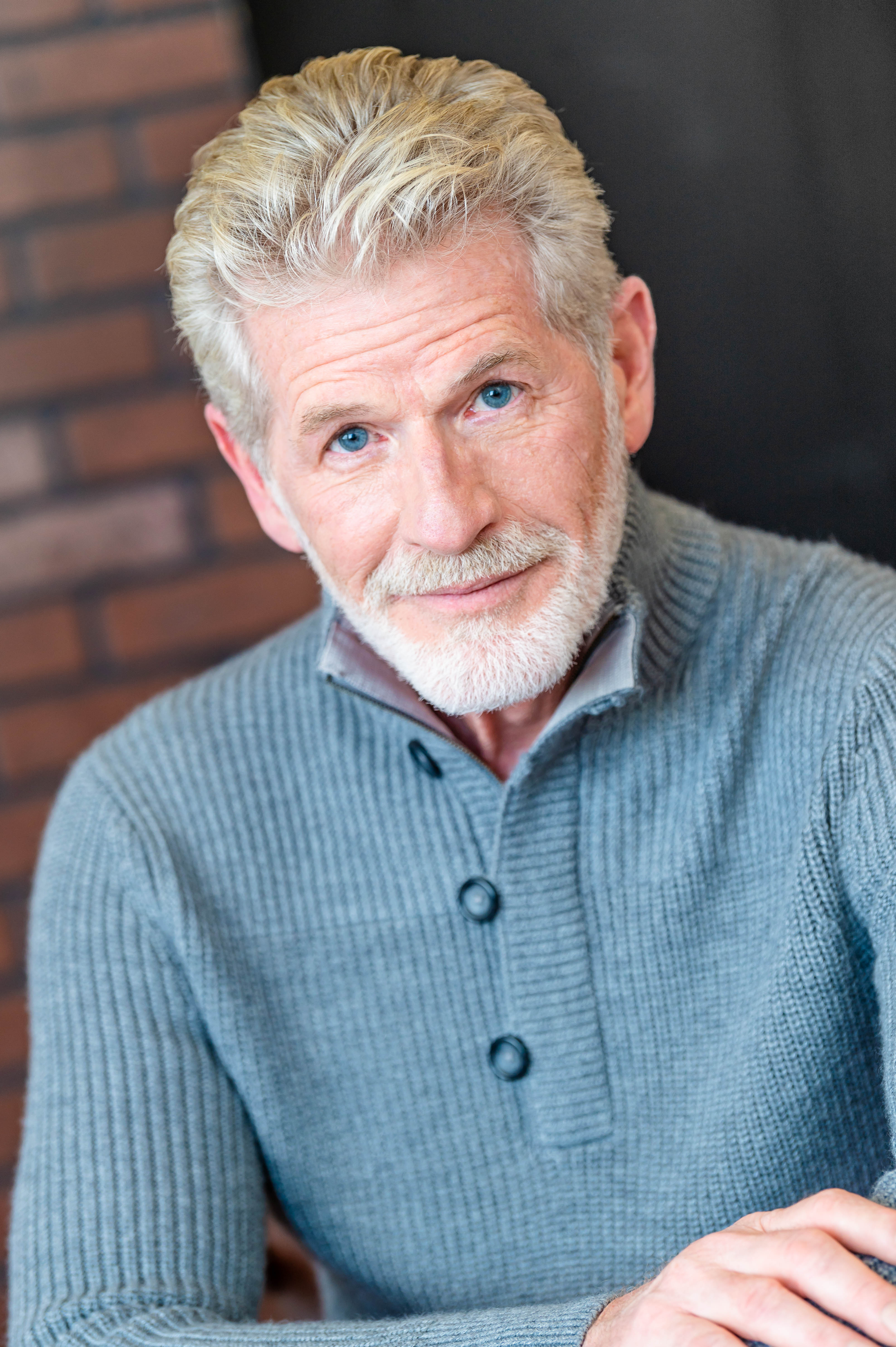 actor Fred Munkachy large photo