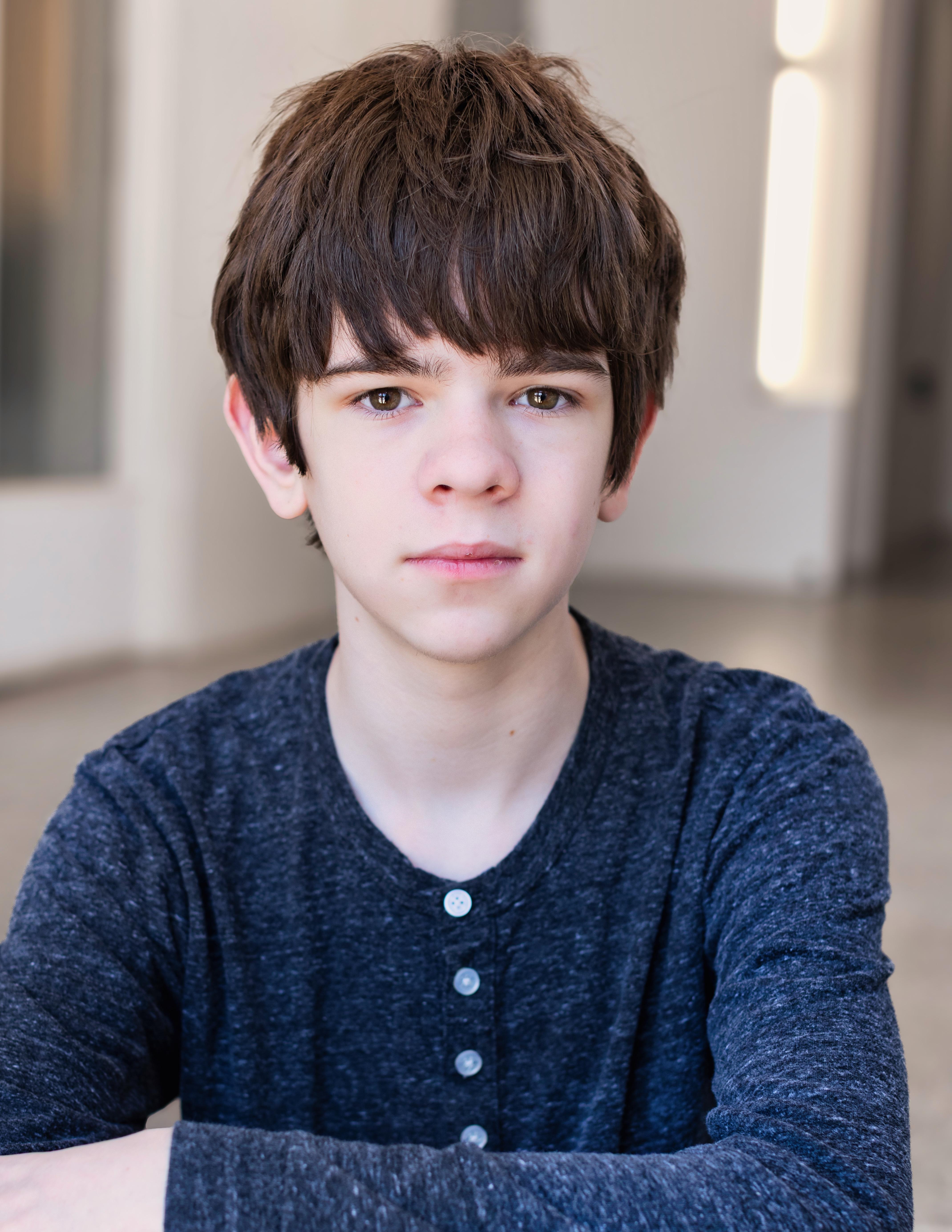 actor Miles Ekhardt large photo