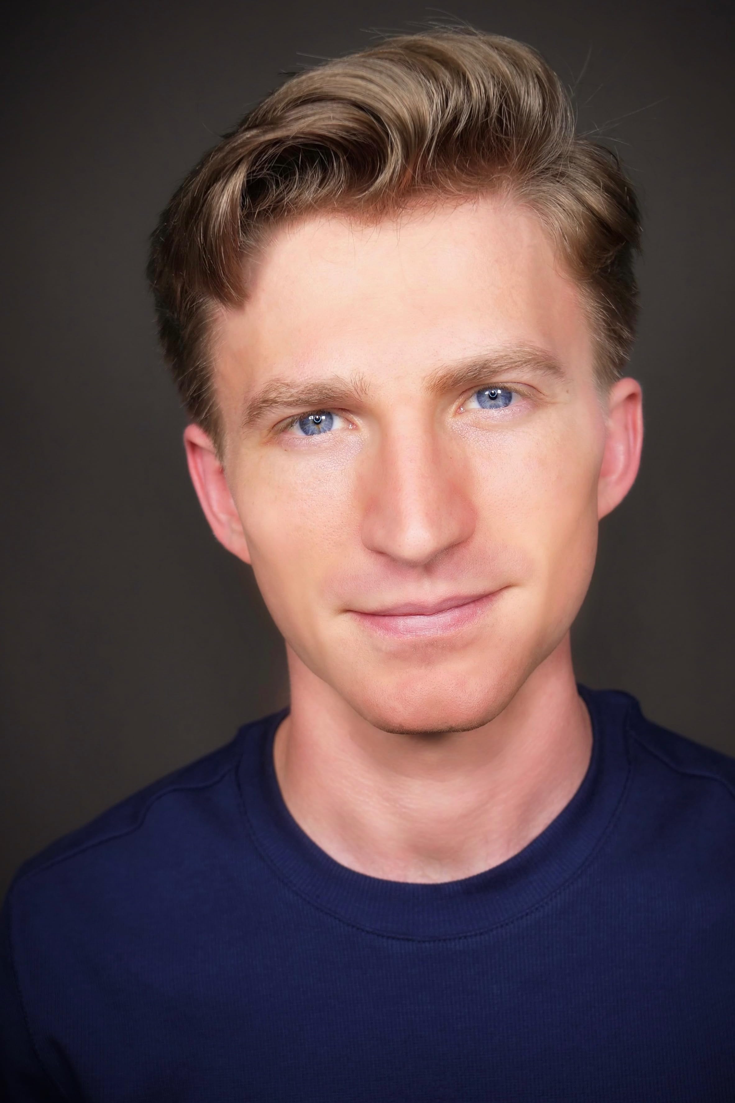 actor Aaron Cirillo large photo