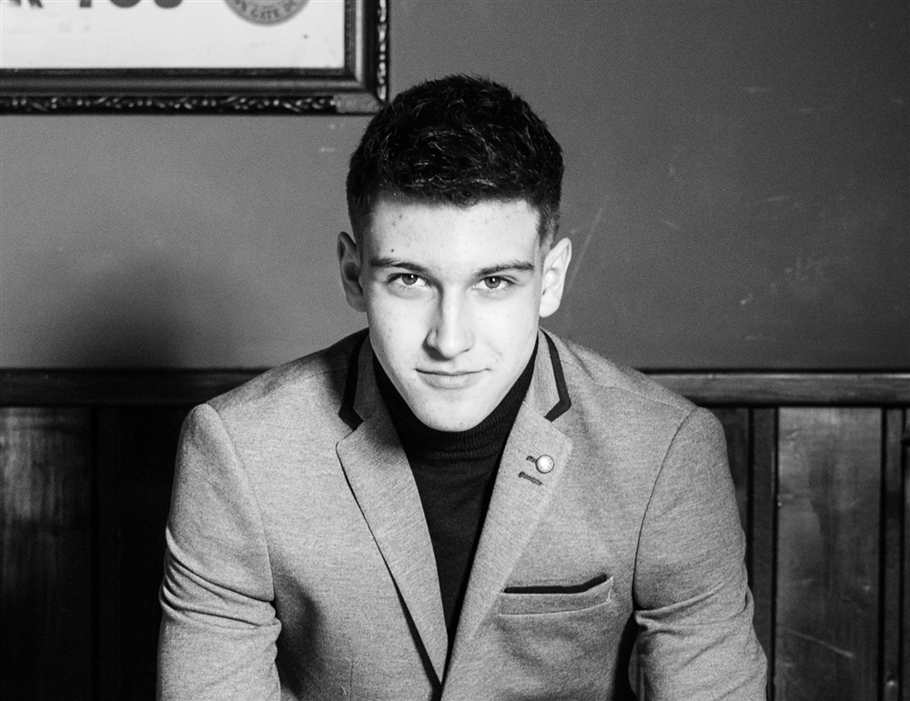 actor Teïlo Azaïs large photo