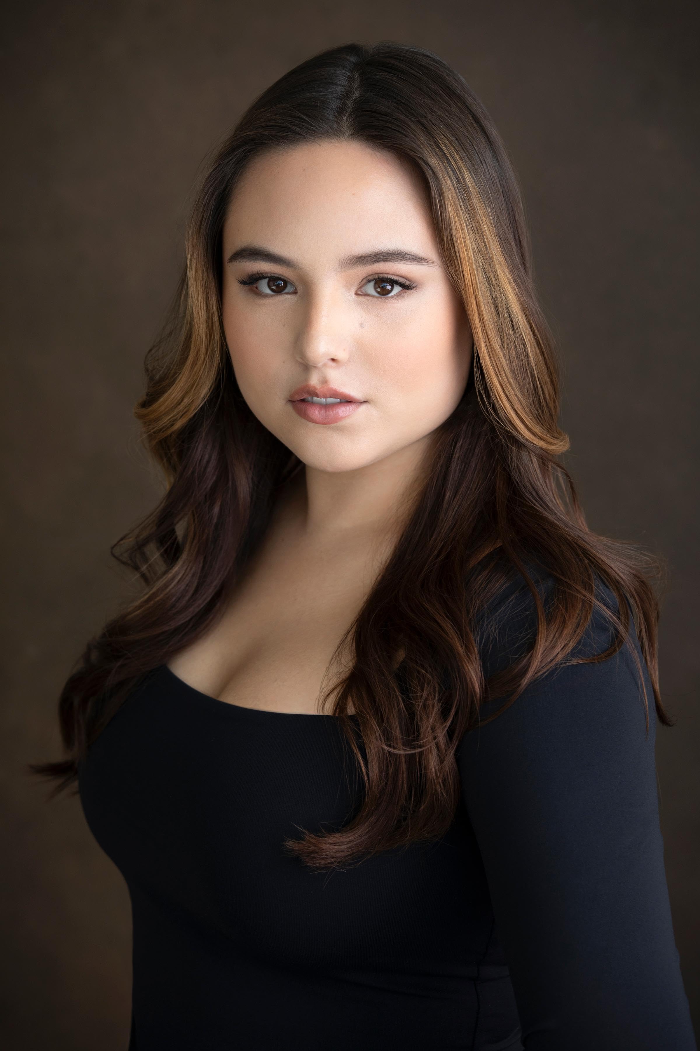 actor Miranda Kay large photo