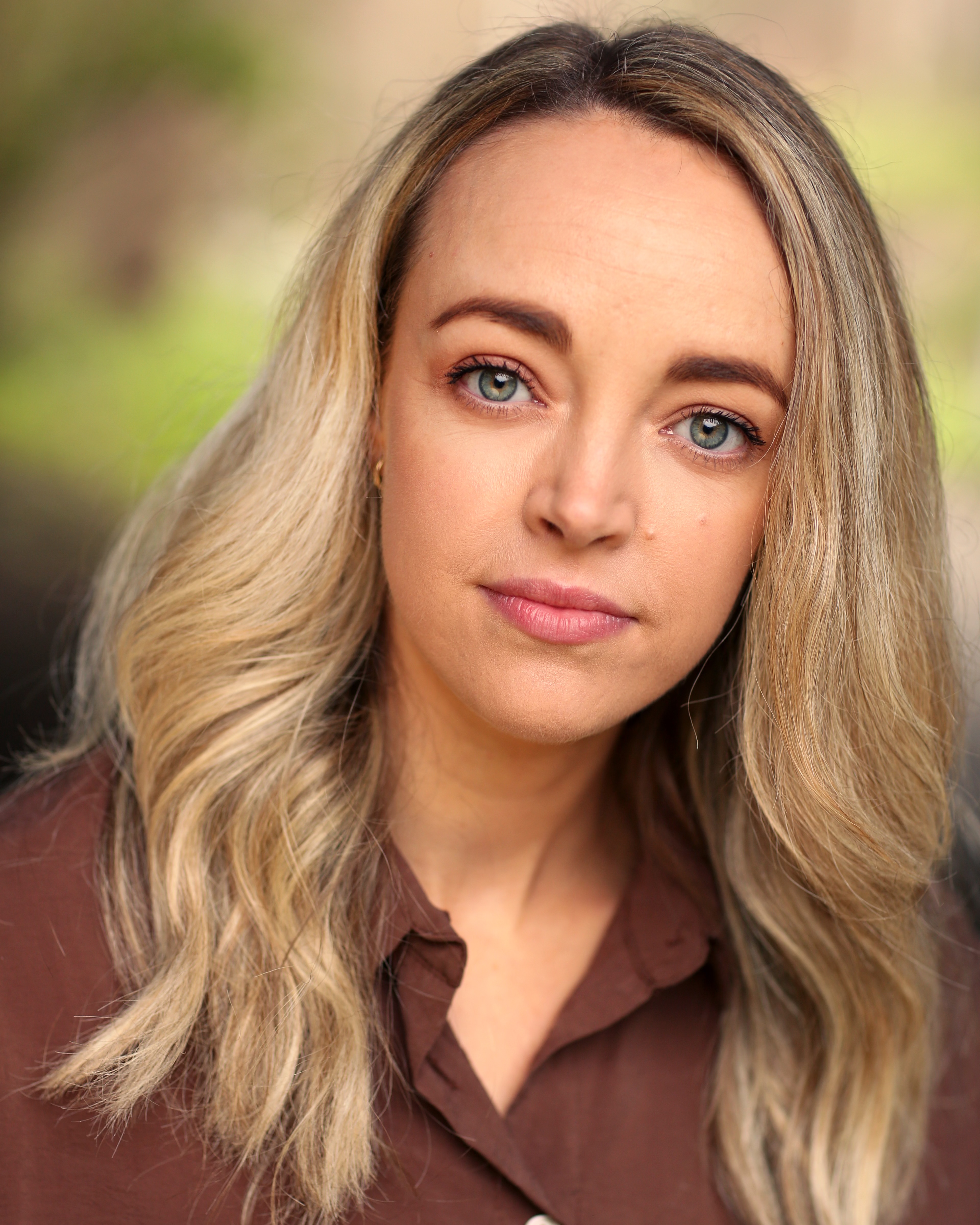 actor Kirstie Steele large photo