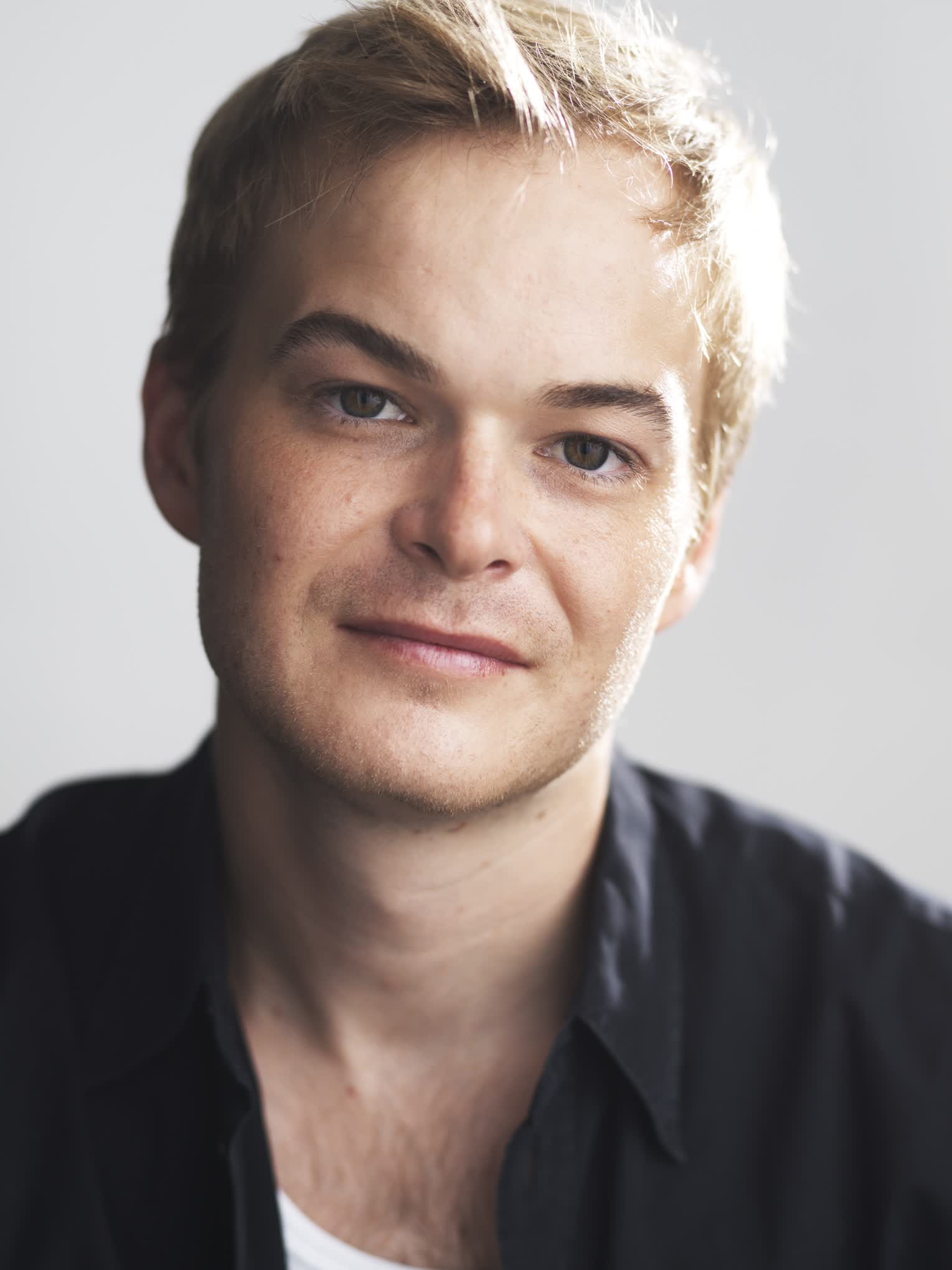 actor Christopher McVay large photo