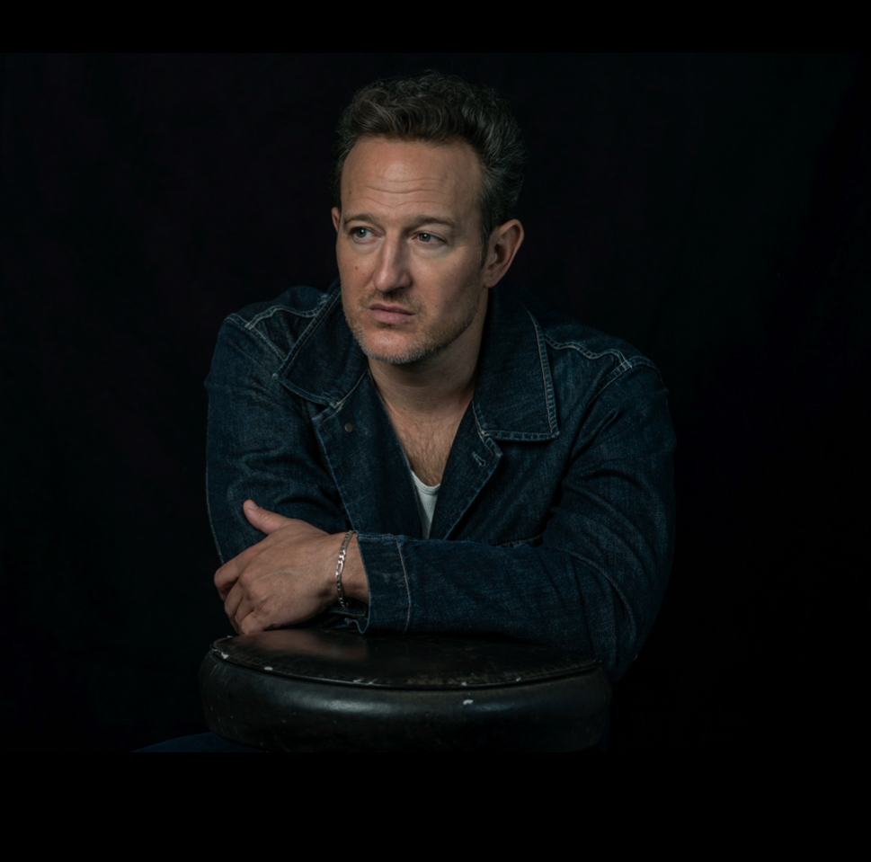 actor Justin Sintic large photo