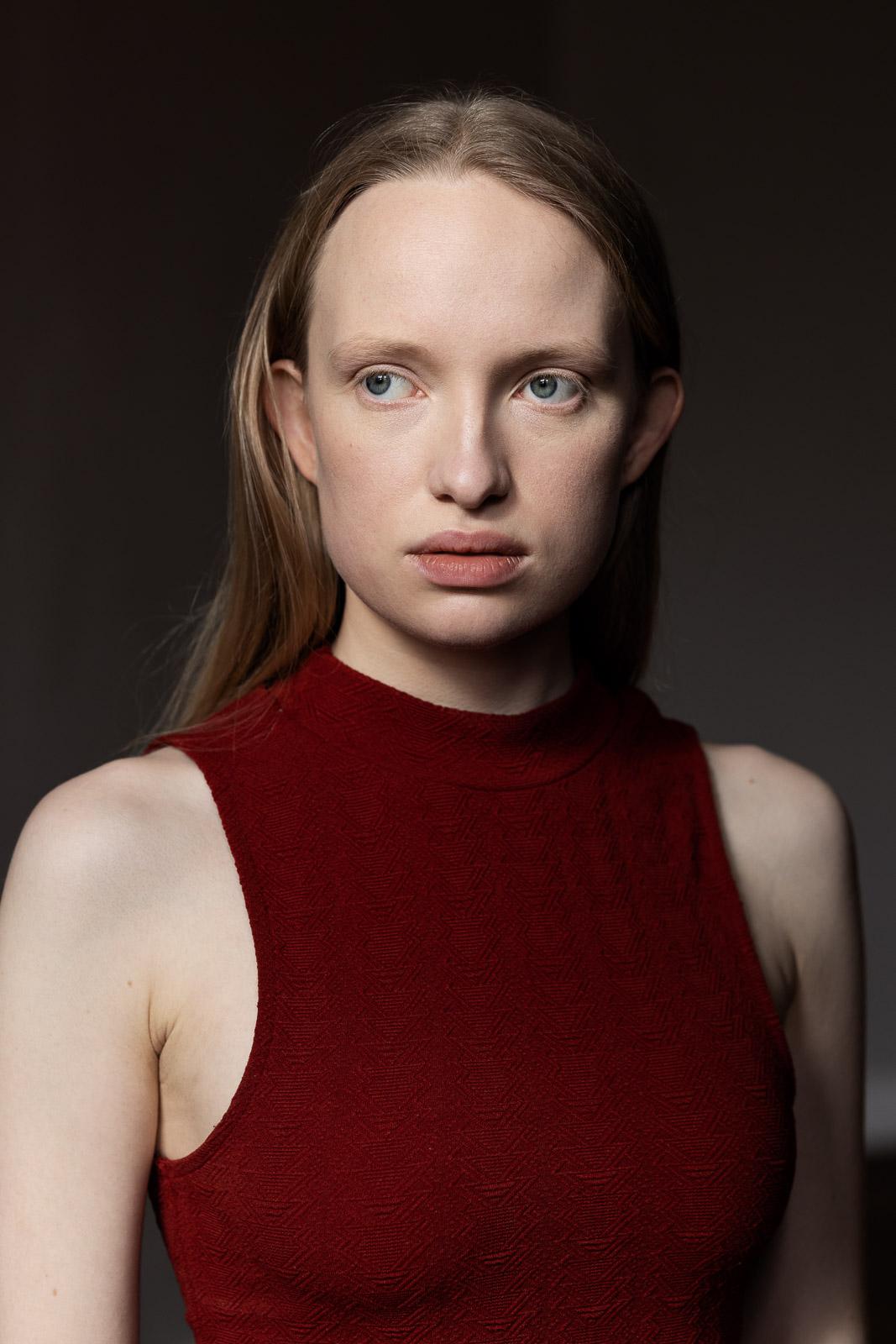 actor Luzia Oppermann large photo