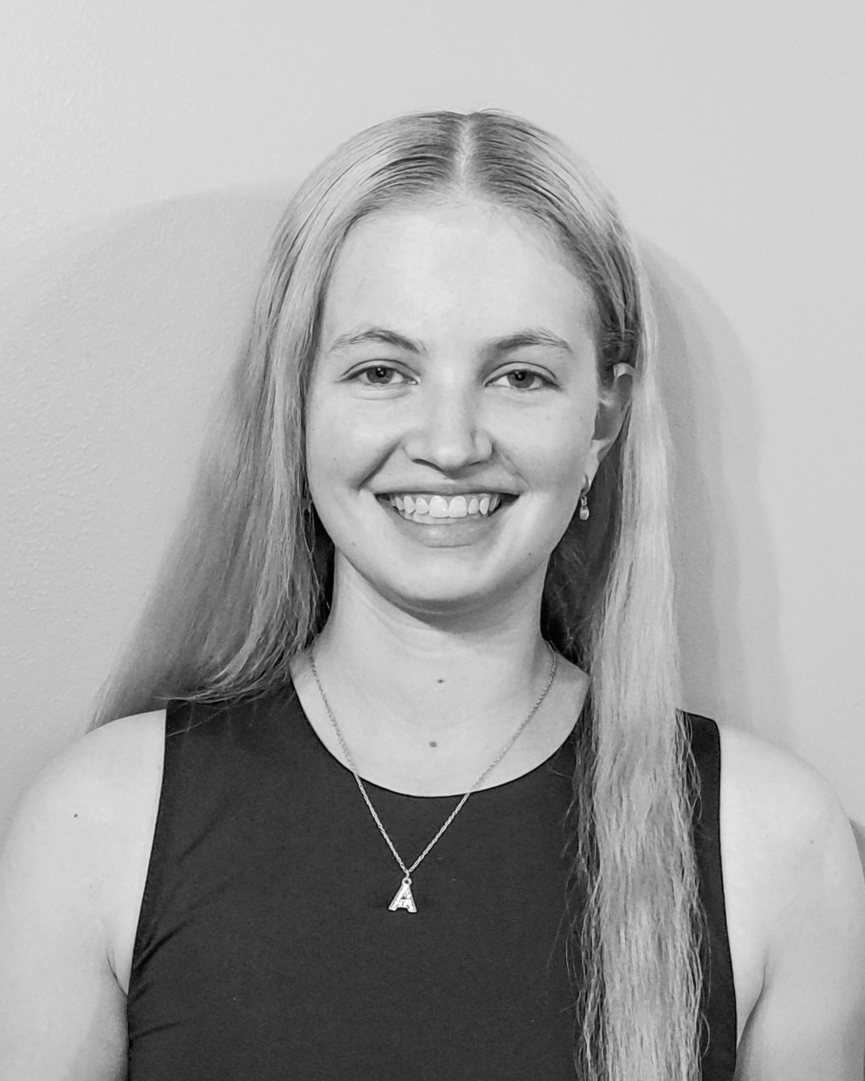 actor Amelia Phillips large photo