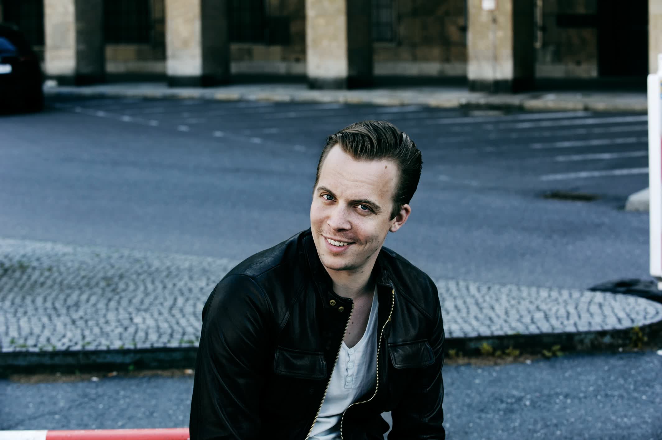 actor Jan Pohl large photo