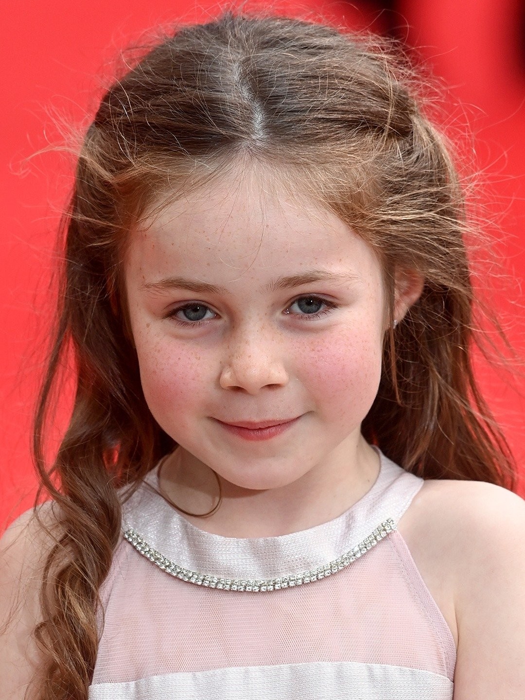 actor Ellie Mae Blake large photo