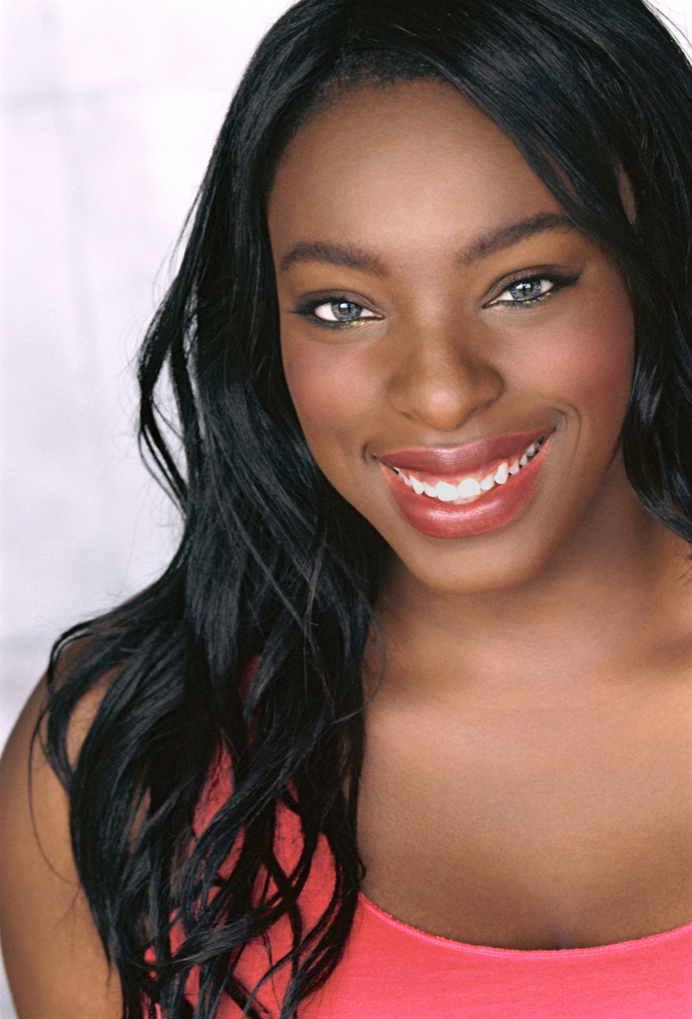 actor Manda Omoregie large photo