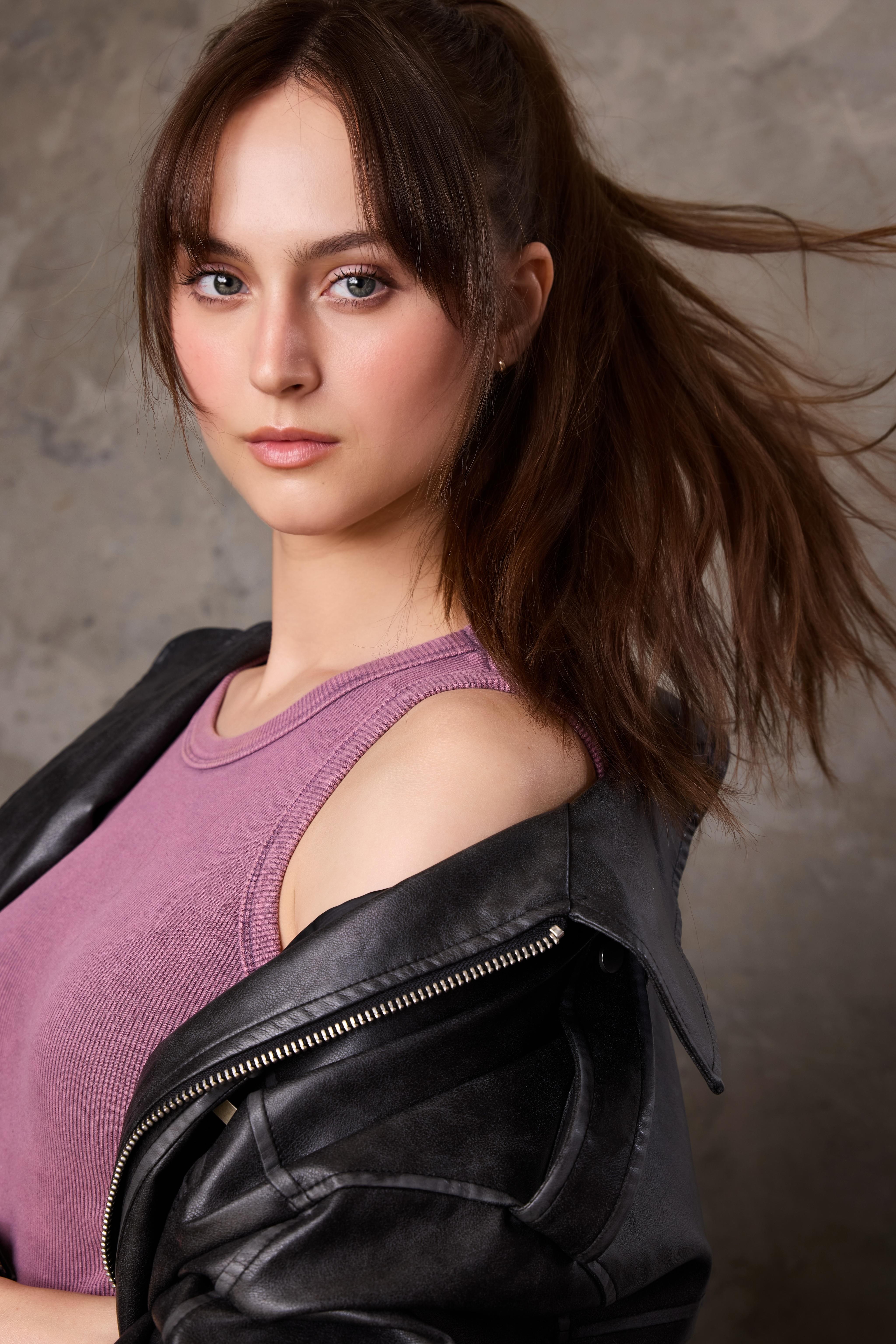 actor Jenna Karan large photo