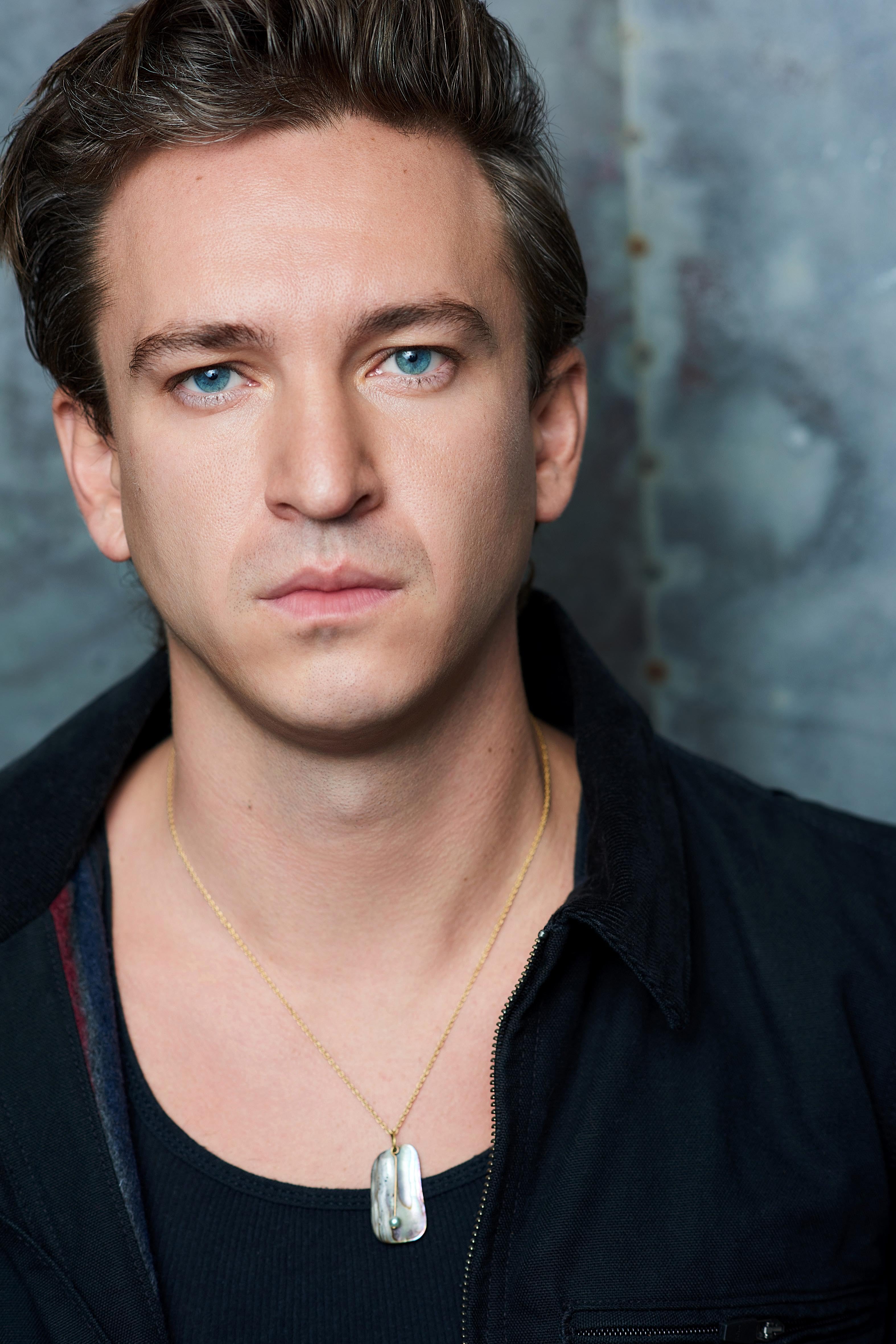 actor Liam Silbernagel large photo