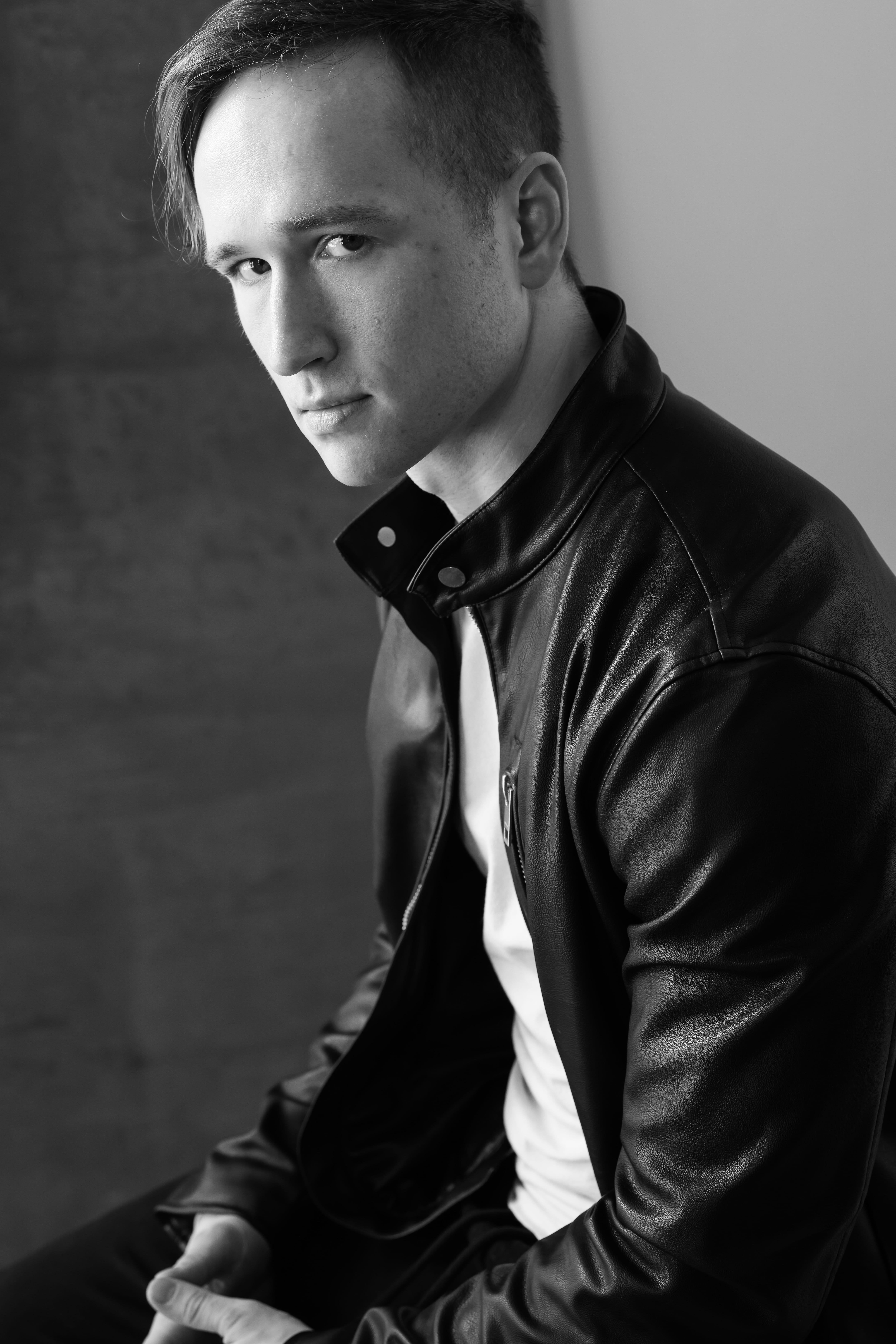 actor Benjamin Russell large photo