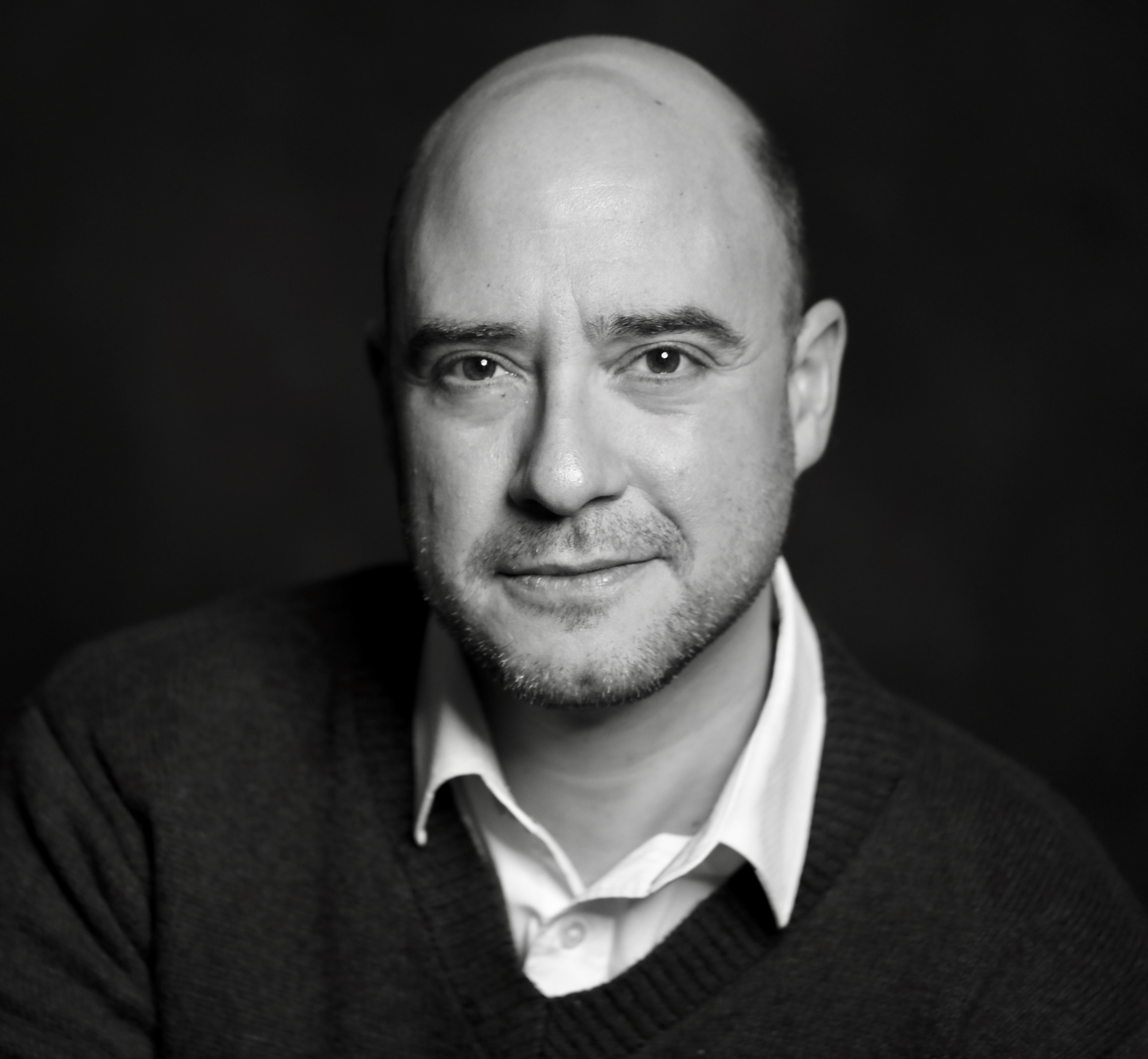 actor Luis Moreno large photo