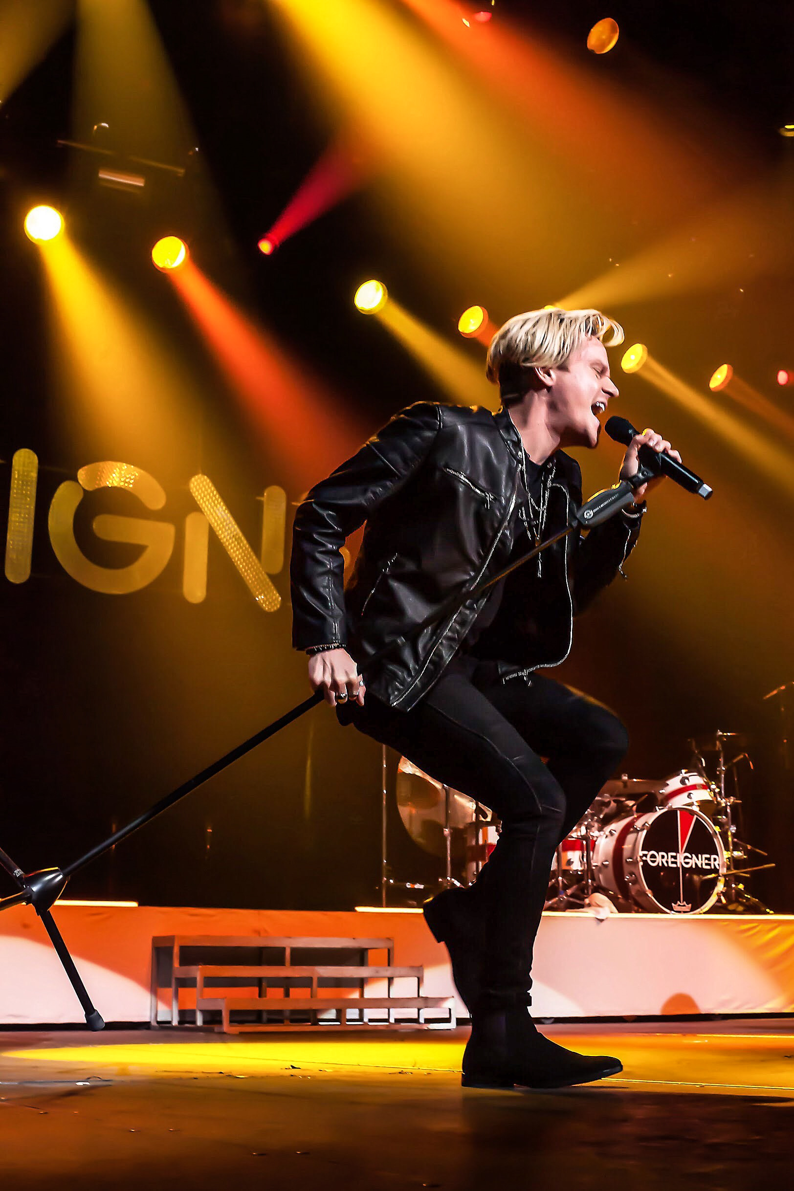 actor Geordie Brown large photo