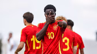 𝗥𝗘𝗦𝗨𝗠𝗘𝗡 #SUB17 | España 5-0 Letonia | Jornada 2 | Ronda 1 Clasificación Europeo | 🔴 SEFUTBOL background
