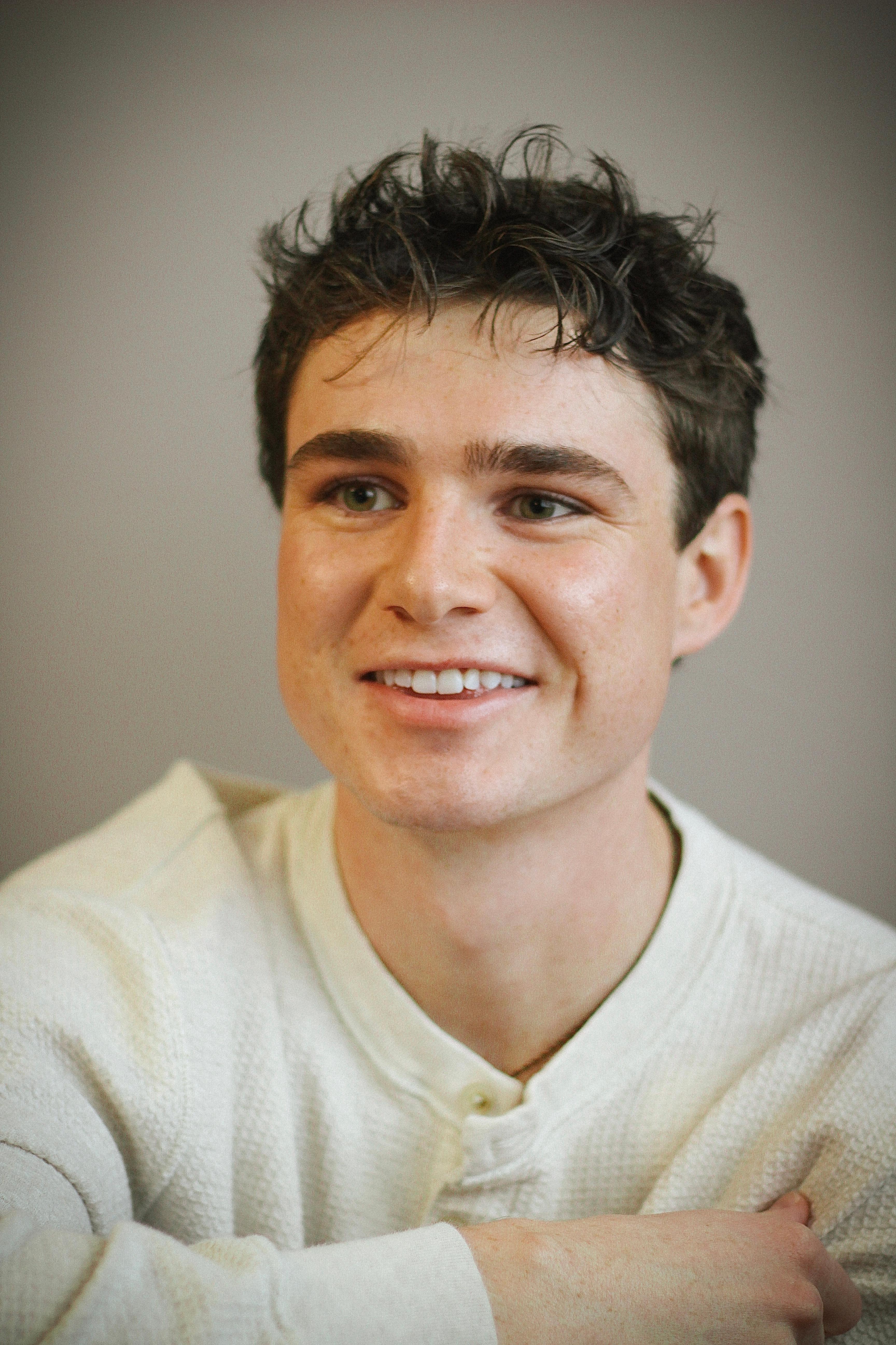 actor Cade Gass large photo