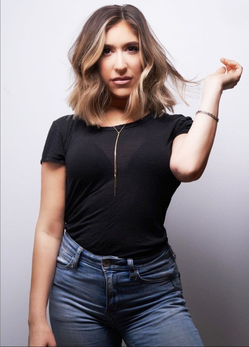 actor Faith Stanek large photo