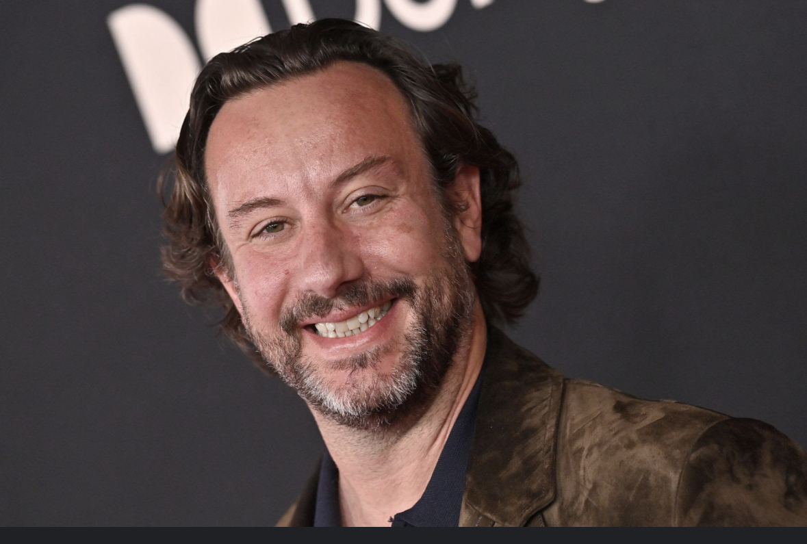 actor Simon Emanuel large photo