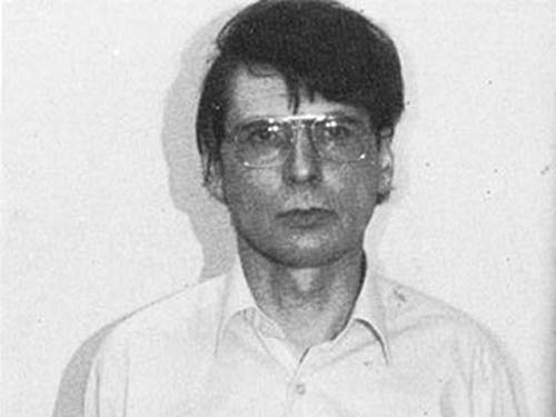 actor Dennis Nilsen large photo