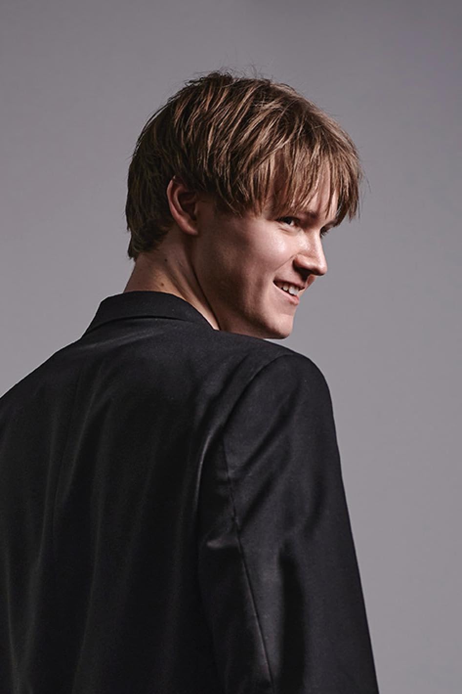 actor Sean Thomas large photo