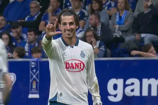 [Goal] Hilali creates danger at the byline, Milla scores with a late run at the far post