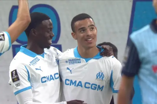 [Goal] Quadruple! Pavard crosses, Greenwood arrives just in time to score with a shot