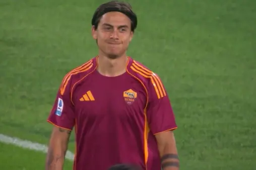 [Highlights] Dybala's offside trap beating shot to near post saved by Sommer's one-handed stop