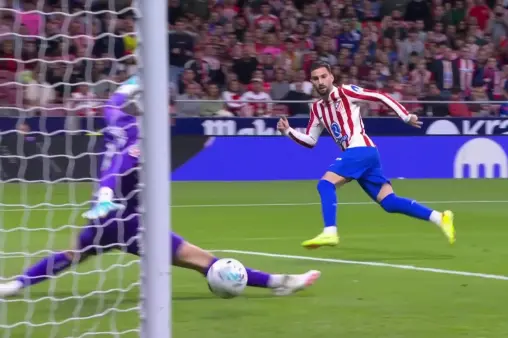 [Highlights] Heartbreak! Baena's forward run and low shot ruled out for a controversial offside